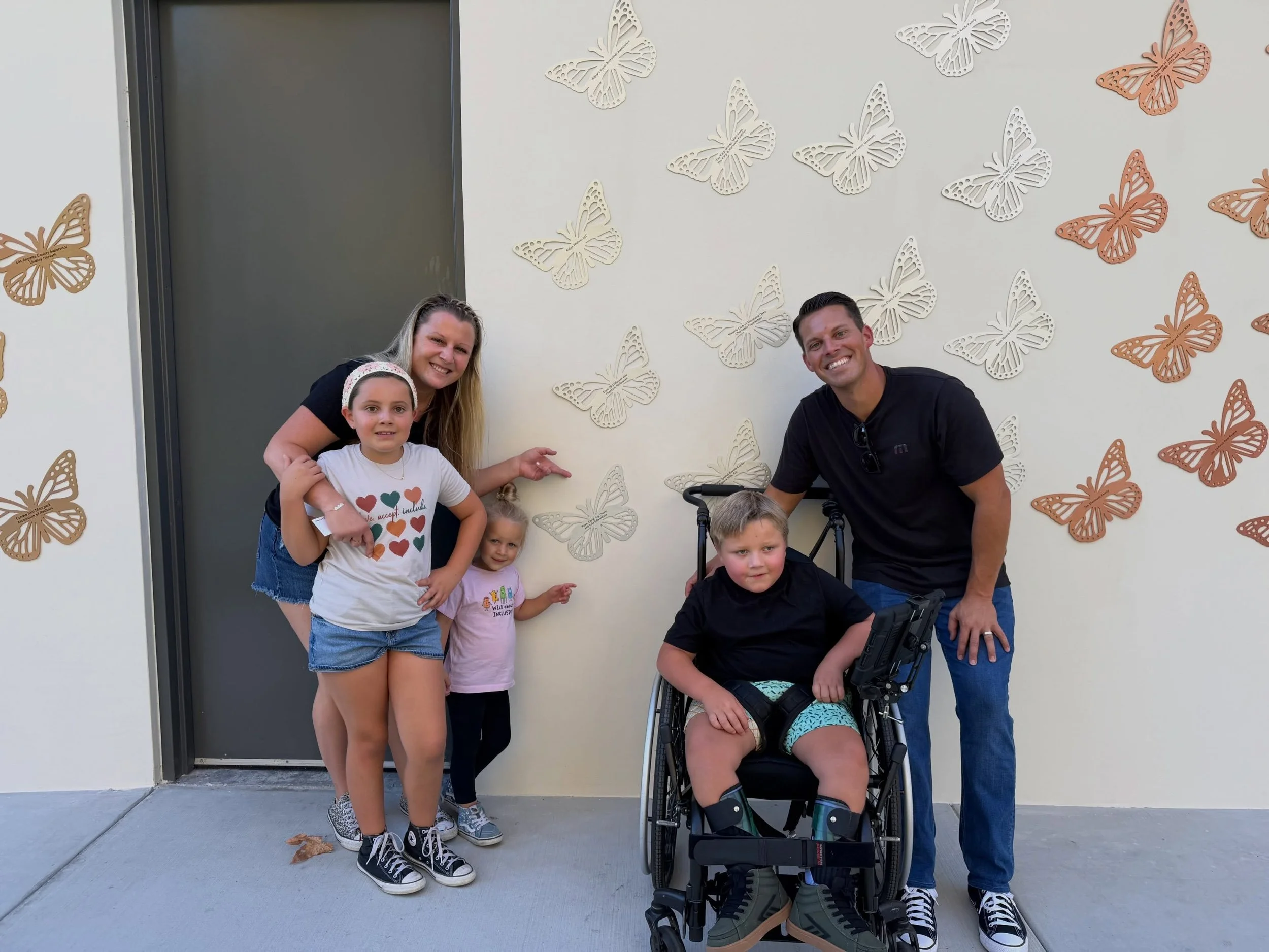We had the BEST afternoon with the @morrisonparkplayground crew at the donor wall dedication. ✌🏼🫶🏻&amp; inclusion&hellip; everywhere