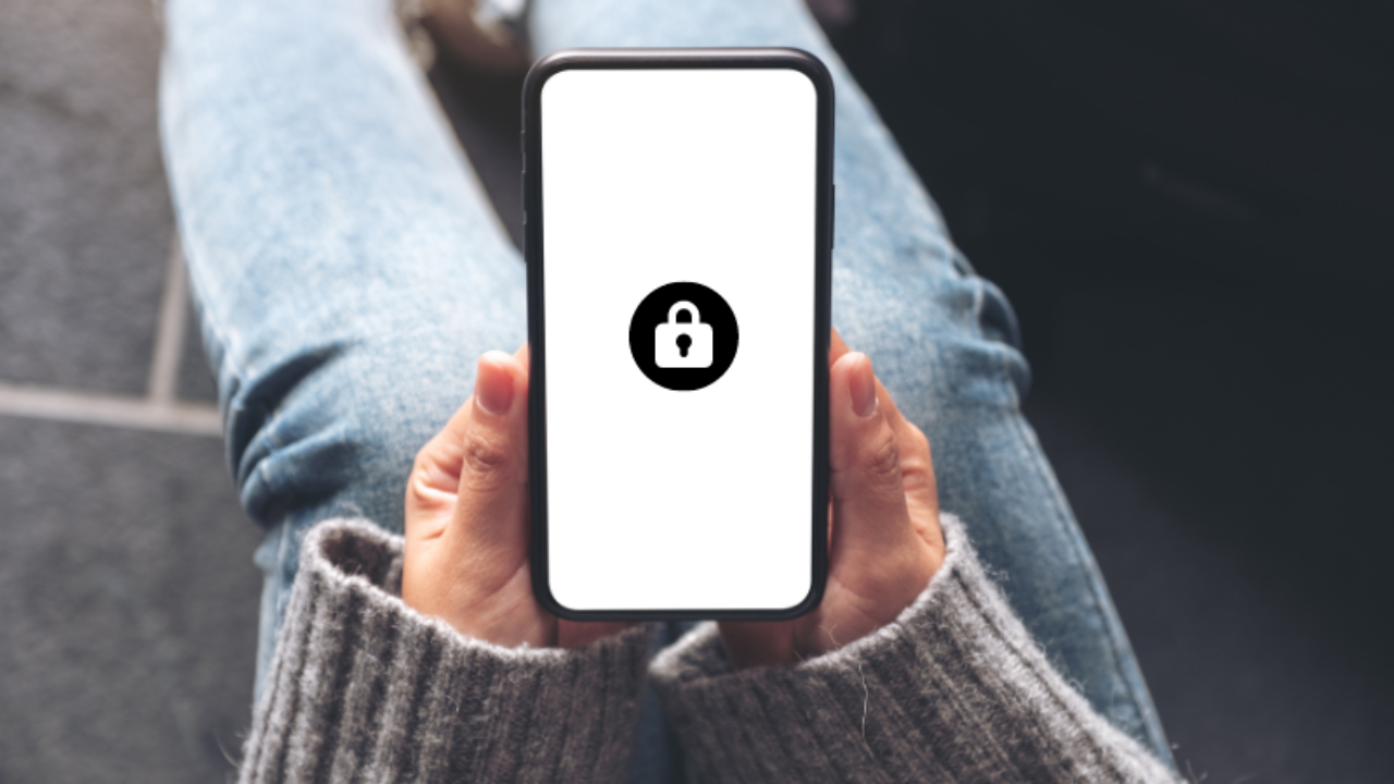 How to HIDE Pictures with Sensitive or Personal Info