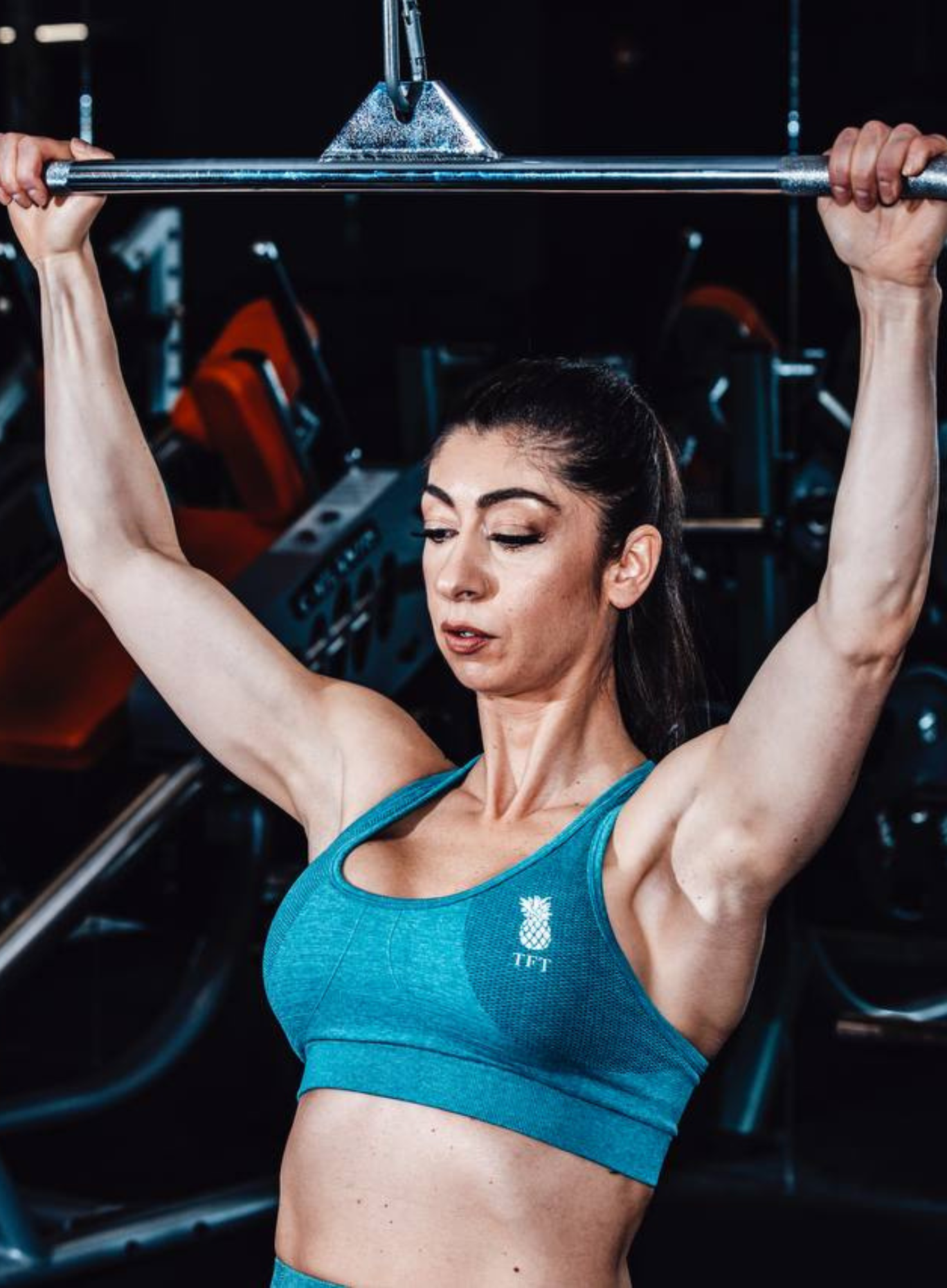 kellyemeraldsportsbra_2.png