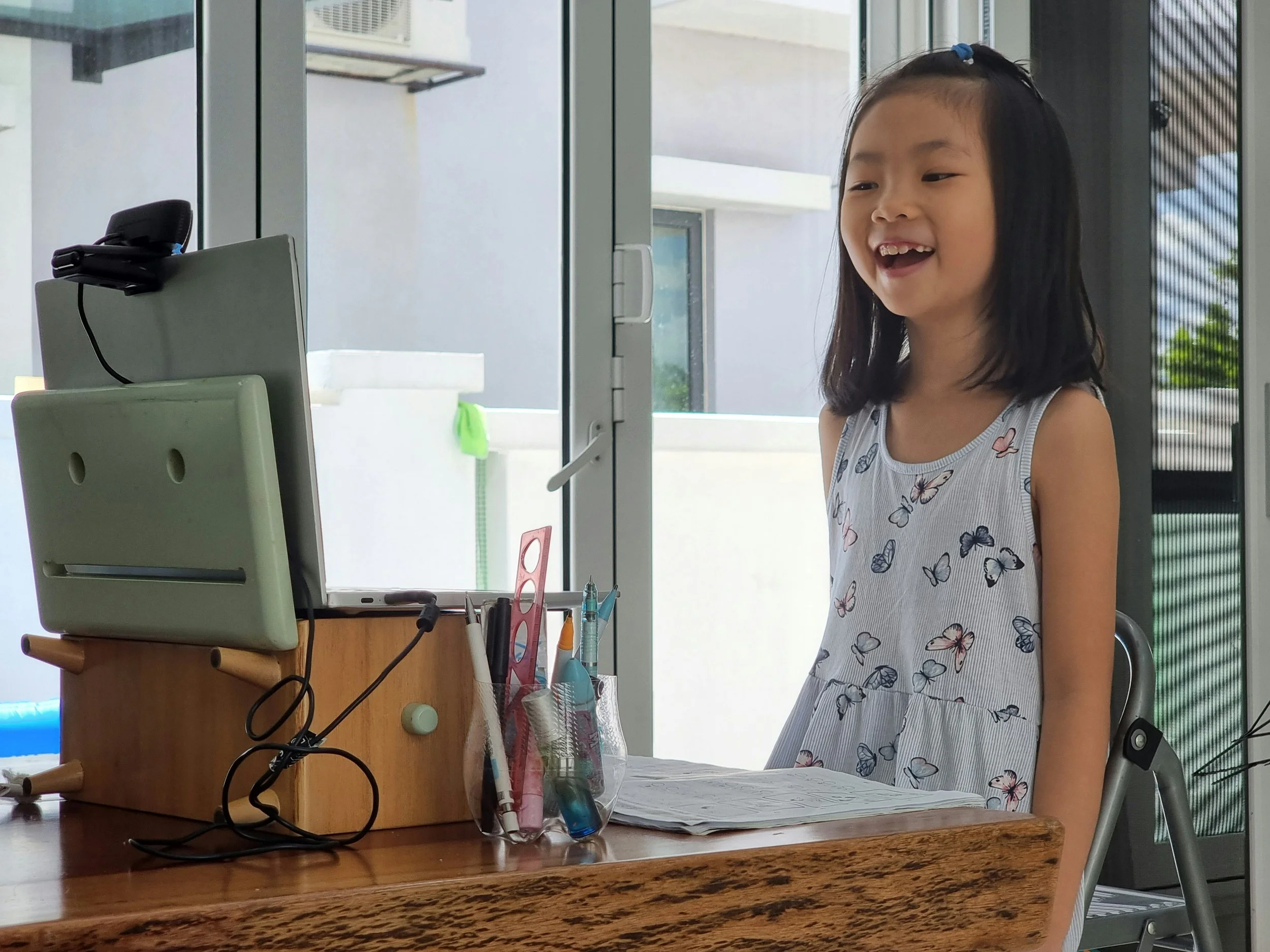 Designing online/offline experiences with children in mind