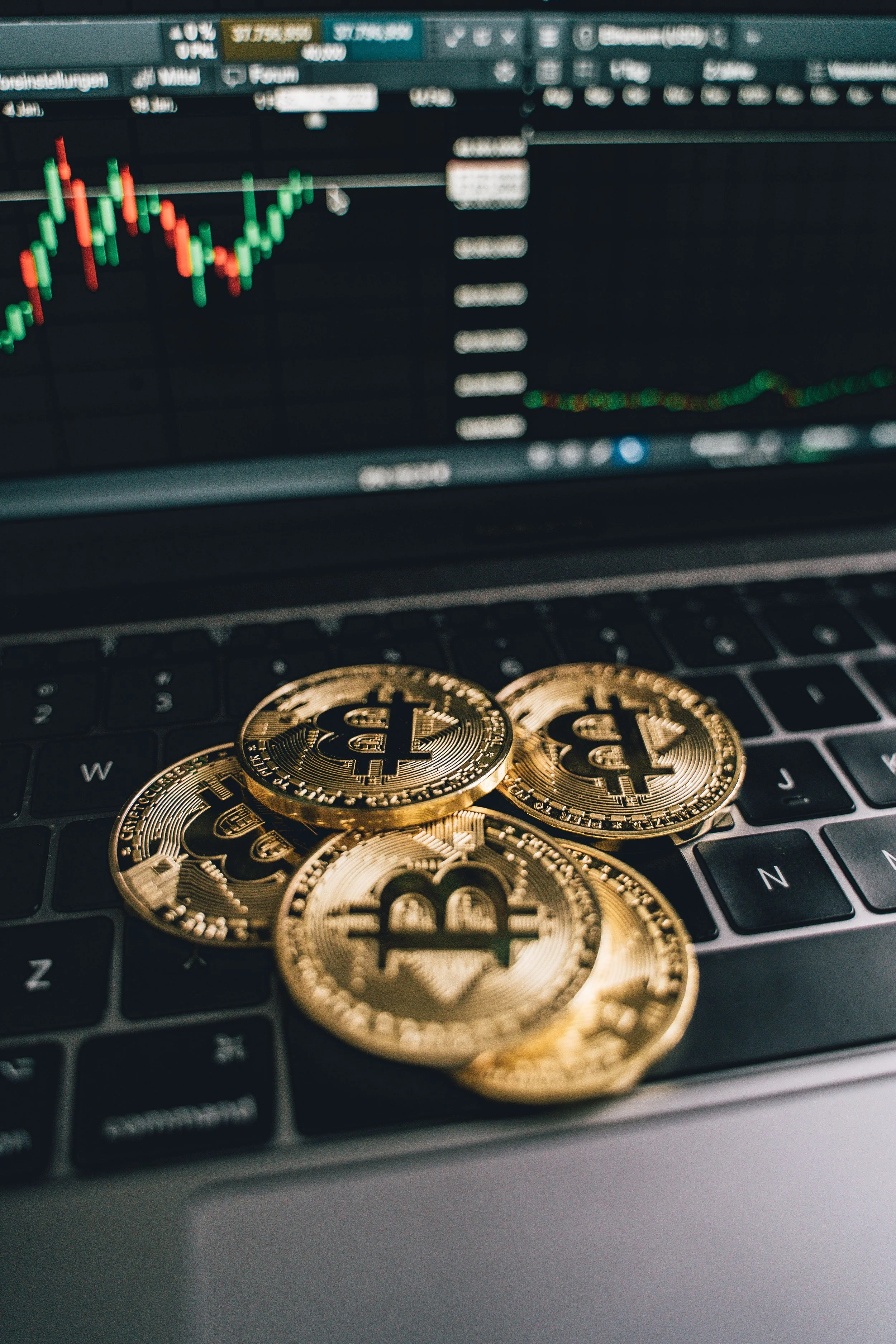 Bitcoin scam sees man lose nearly half a million dollars, calling banks and exchanges to account