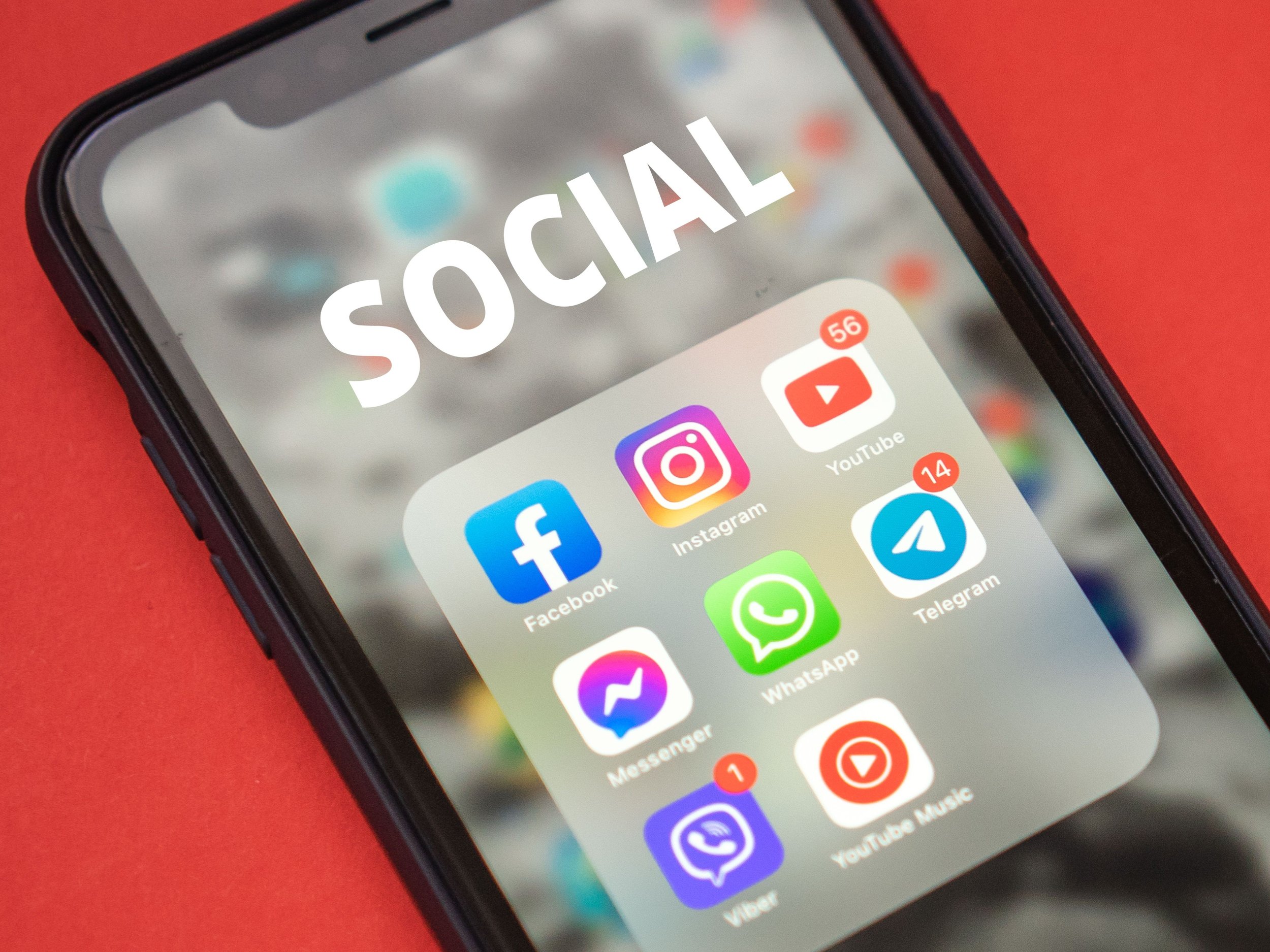 📱 The "Hyperlocal Authority"
