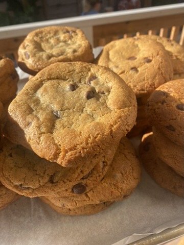 Jumbo Chocolate Chip Cookies