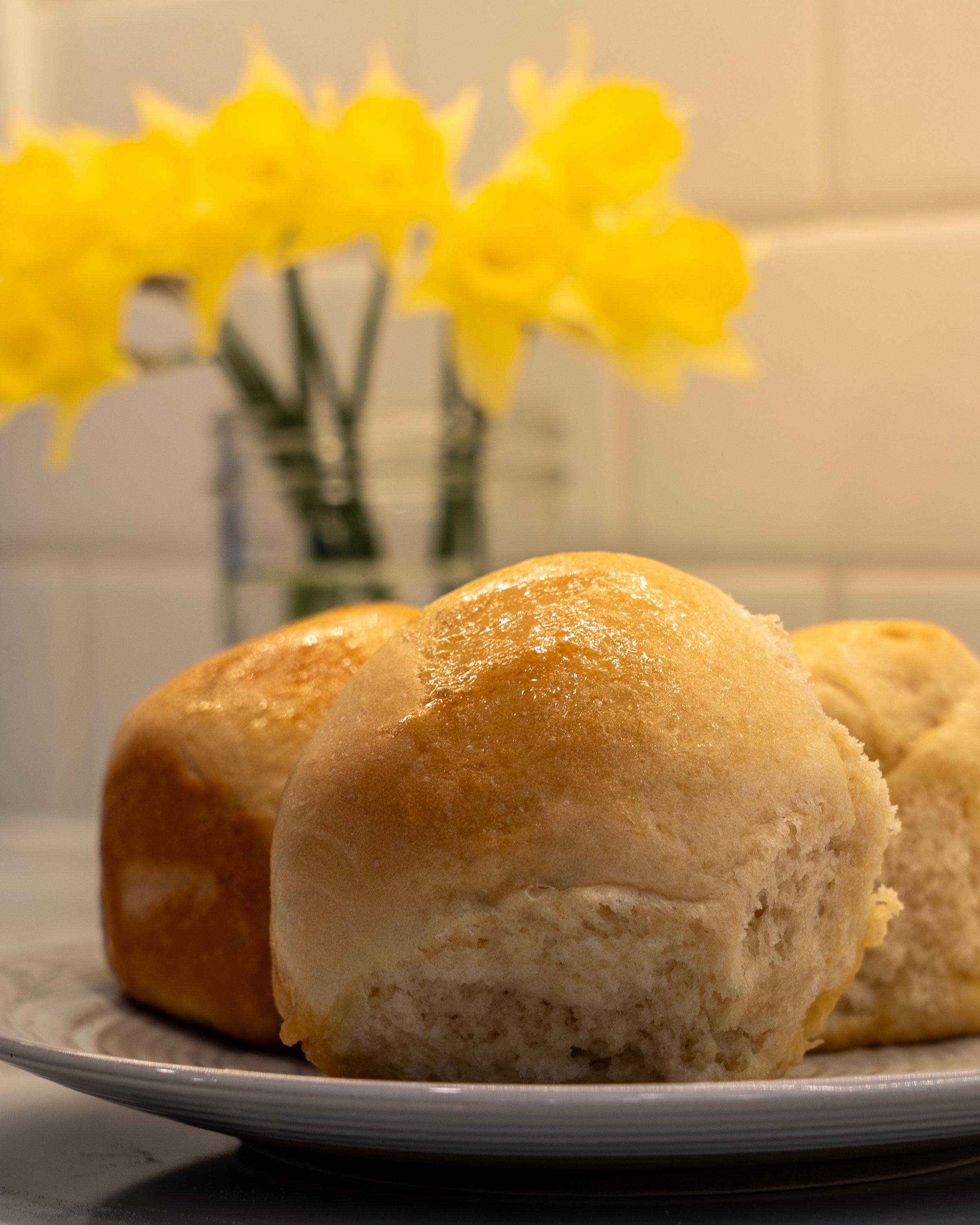Giant Honey Butter Dinner Rolls (8 Pack)