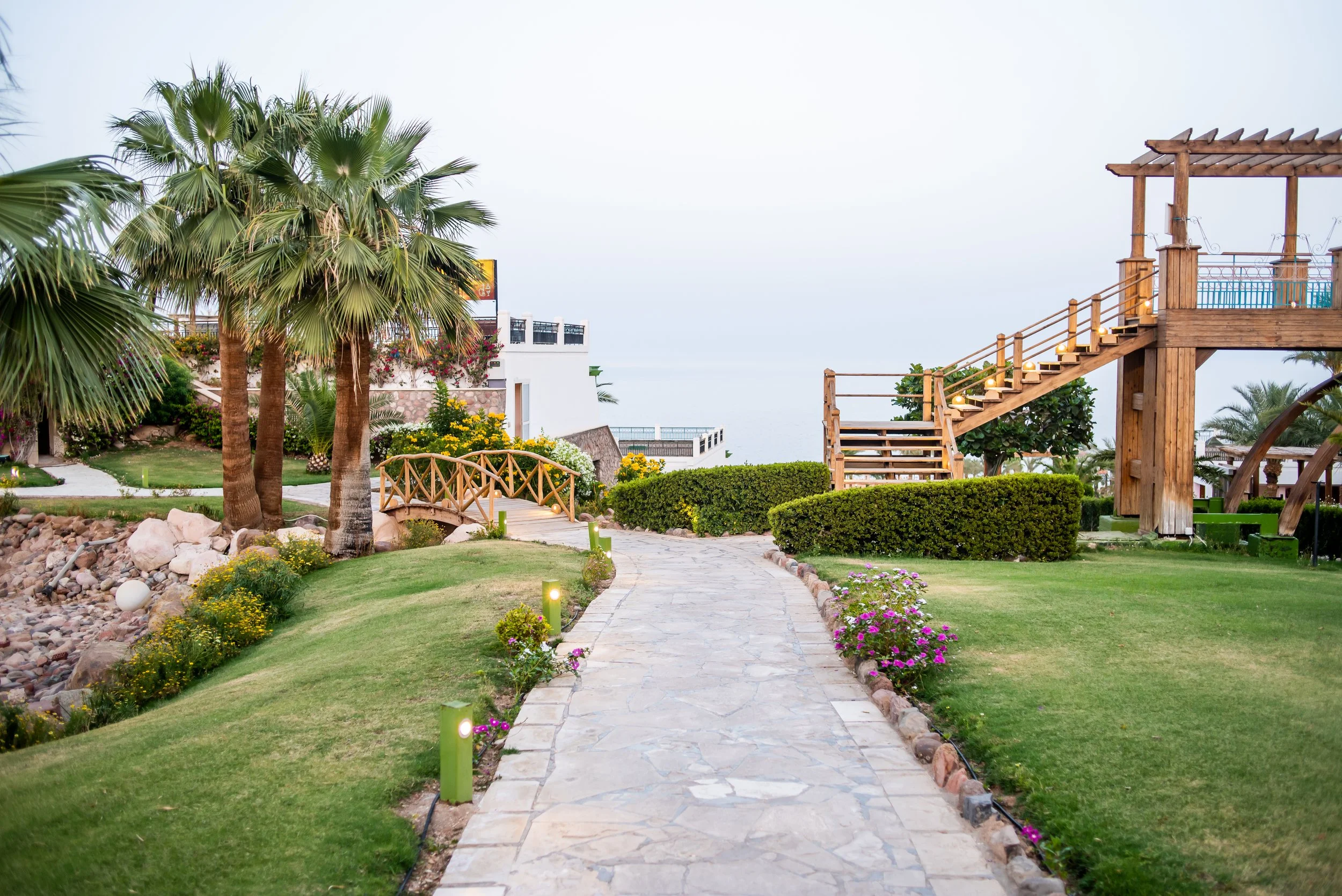 egyptian-tropical-hotel.jpg