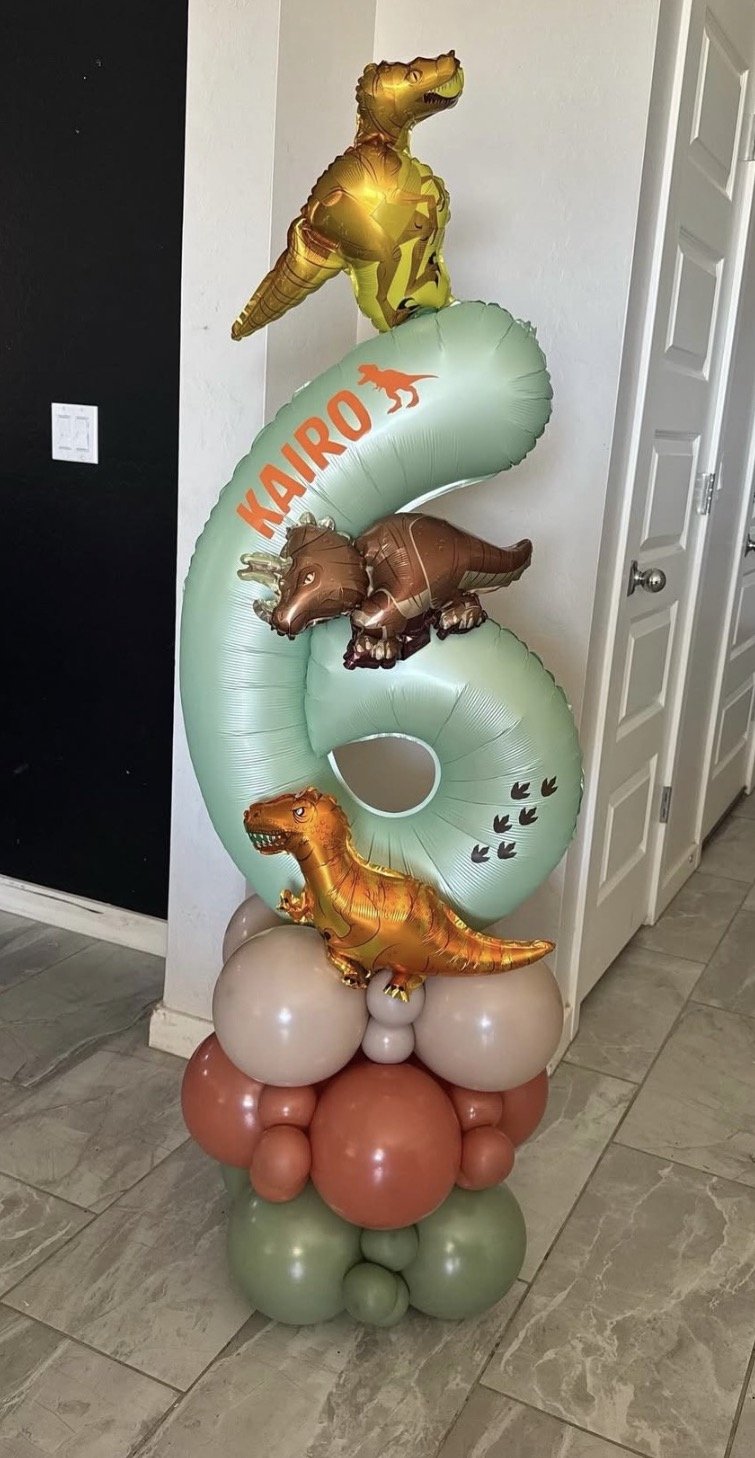 Dino Balloon Stack with Dinosaur foil balloons