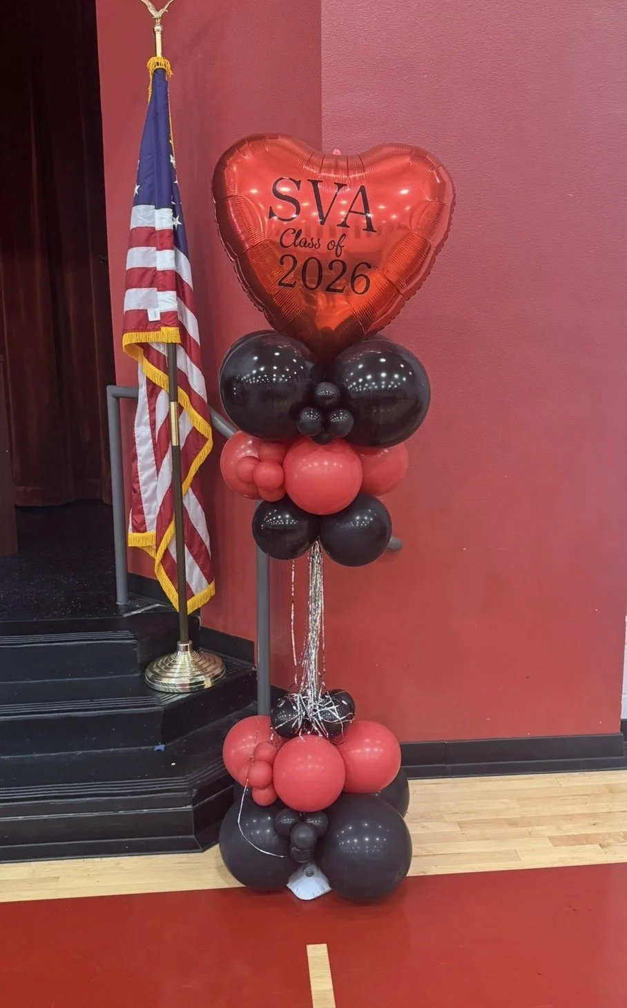 Graduation Balloon Tower with foil heart topper