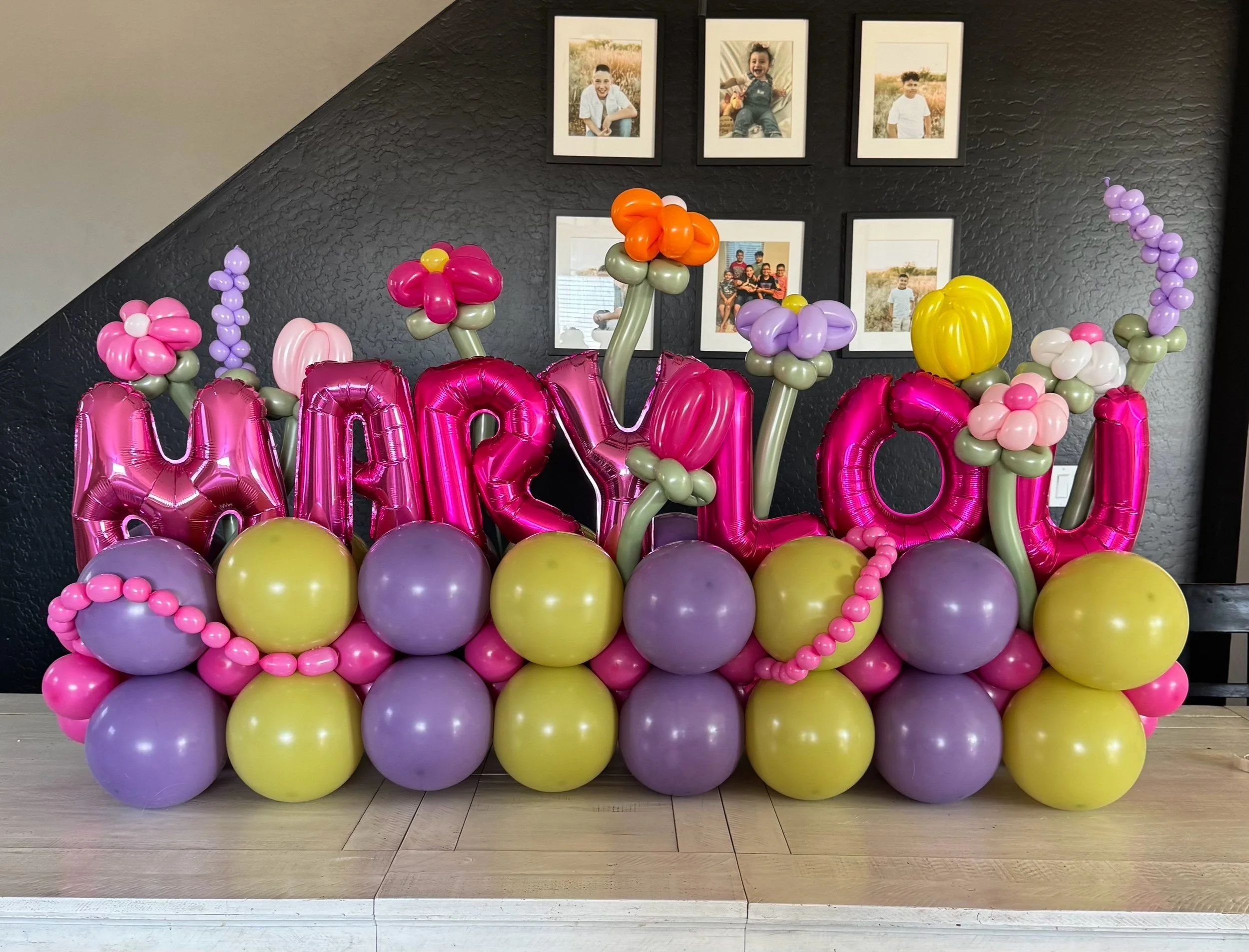 Name Balloon Stack with Balloon flower details