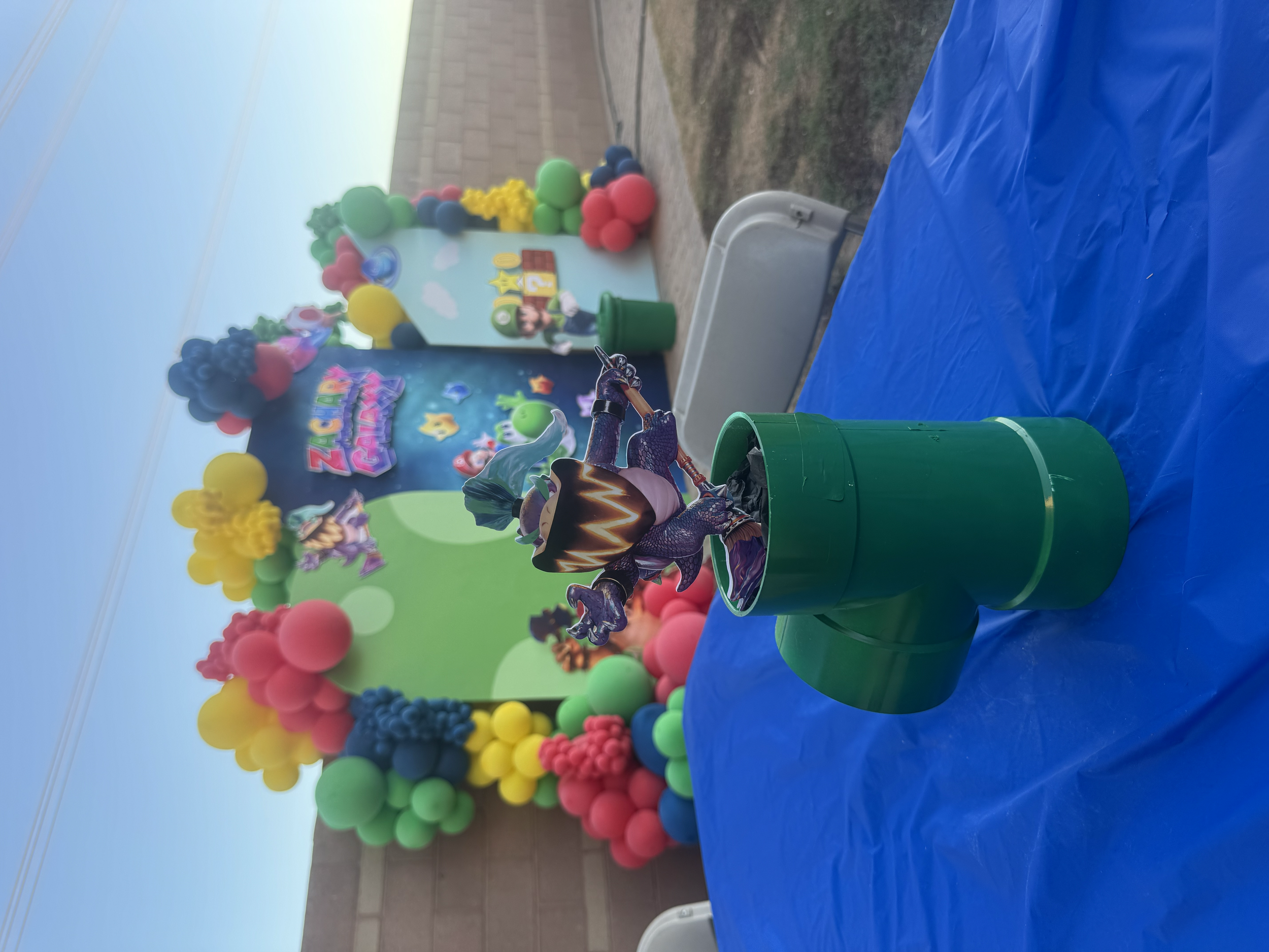 Super Mario Birthday Balloons & Backdrops