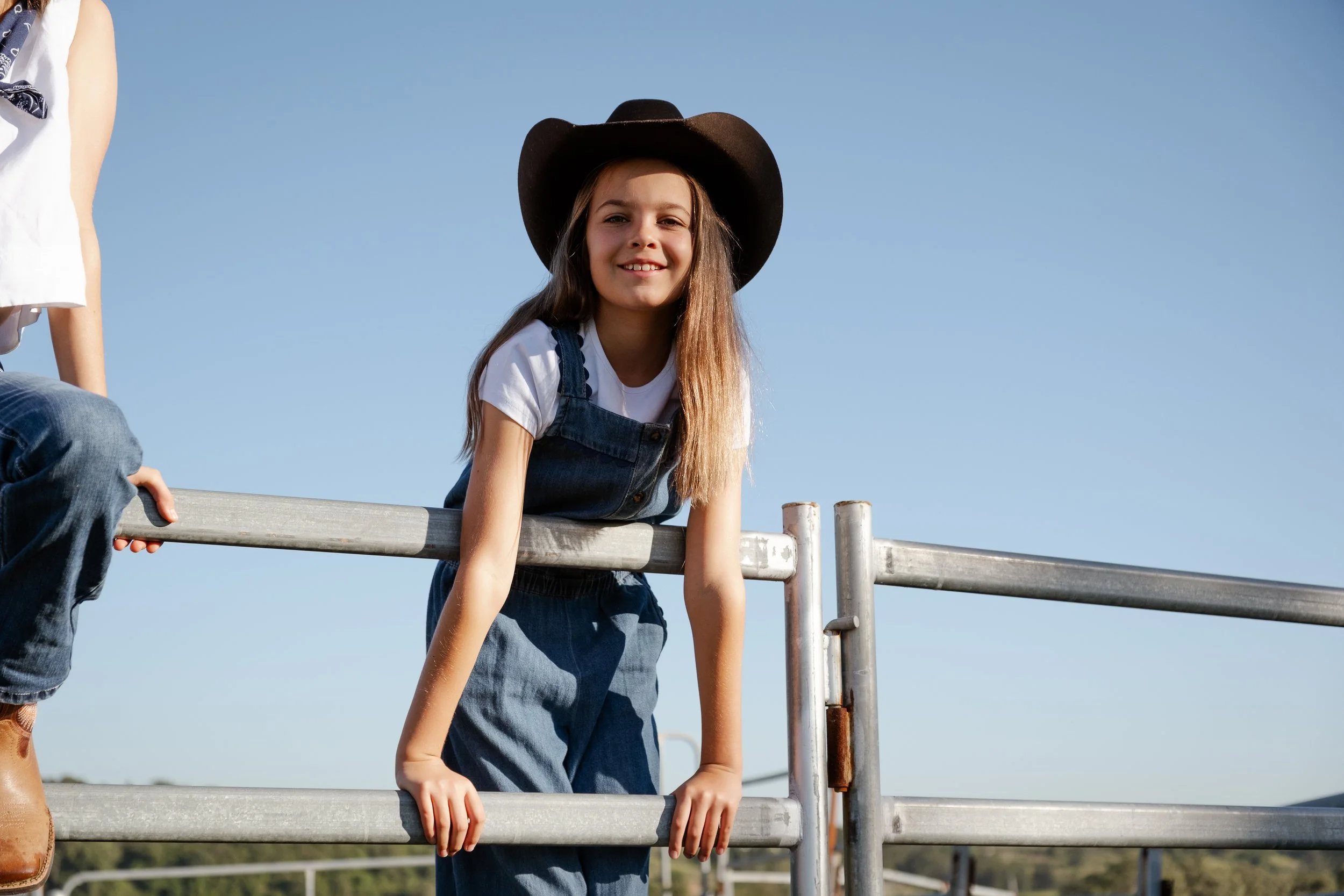 hunter-valley-family-portrait-photography-golden-hour_2.jpg