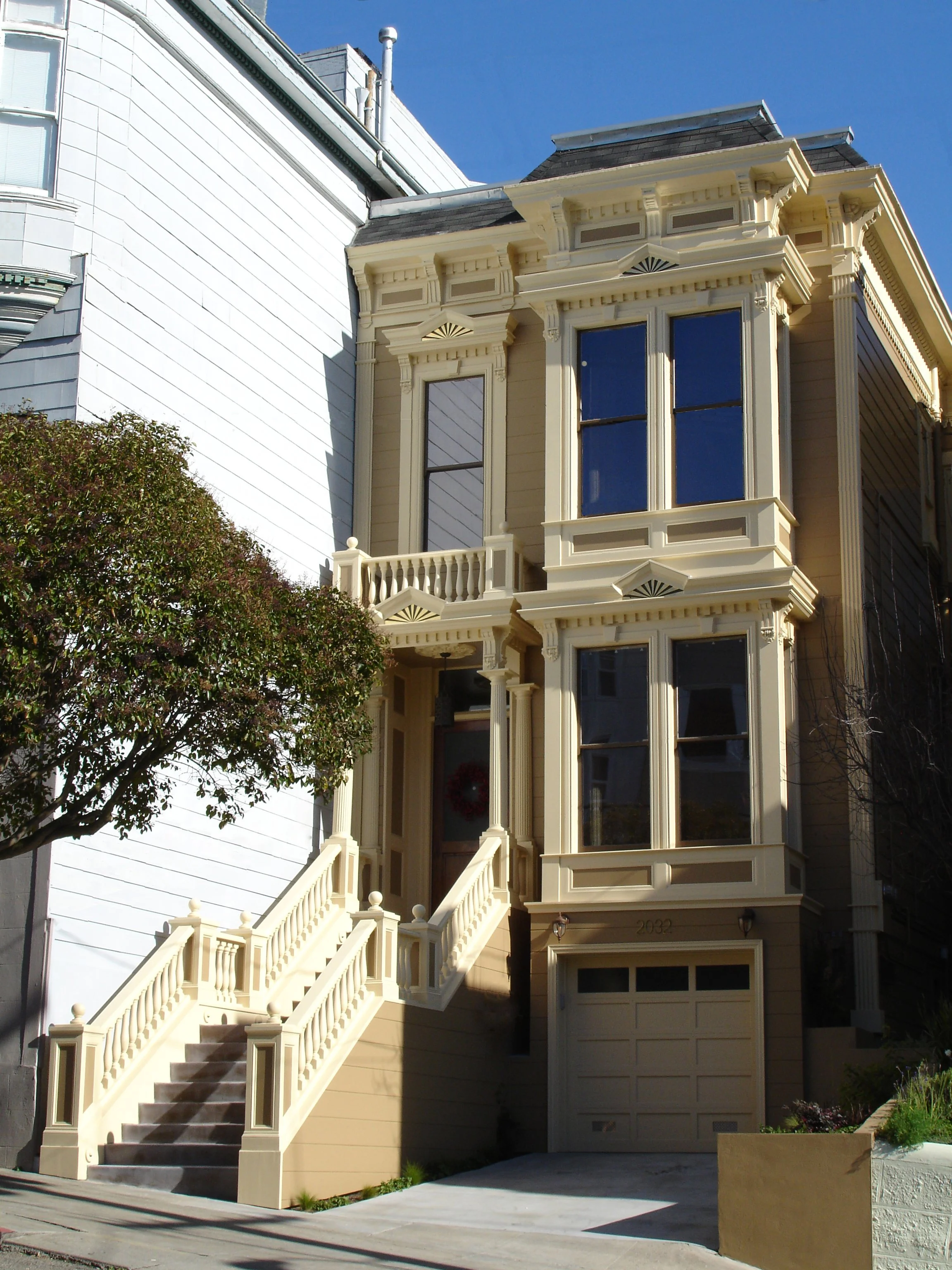 19 Exterior.jpg
