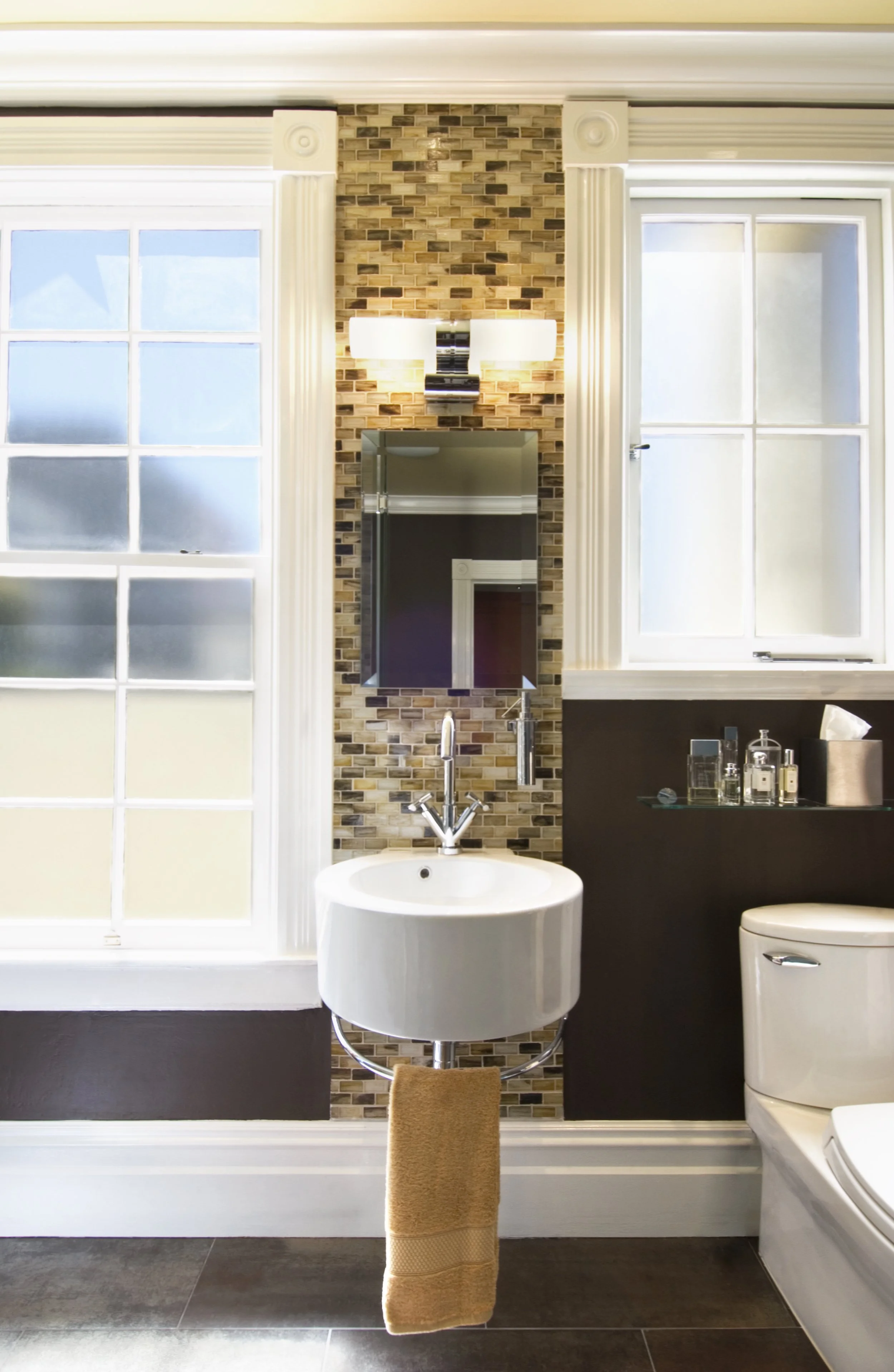 PH Condo His Bath 4.jpg