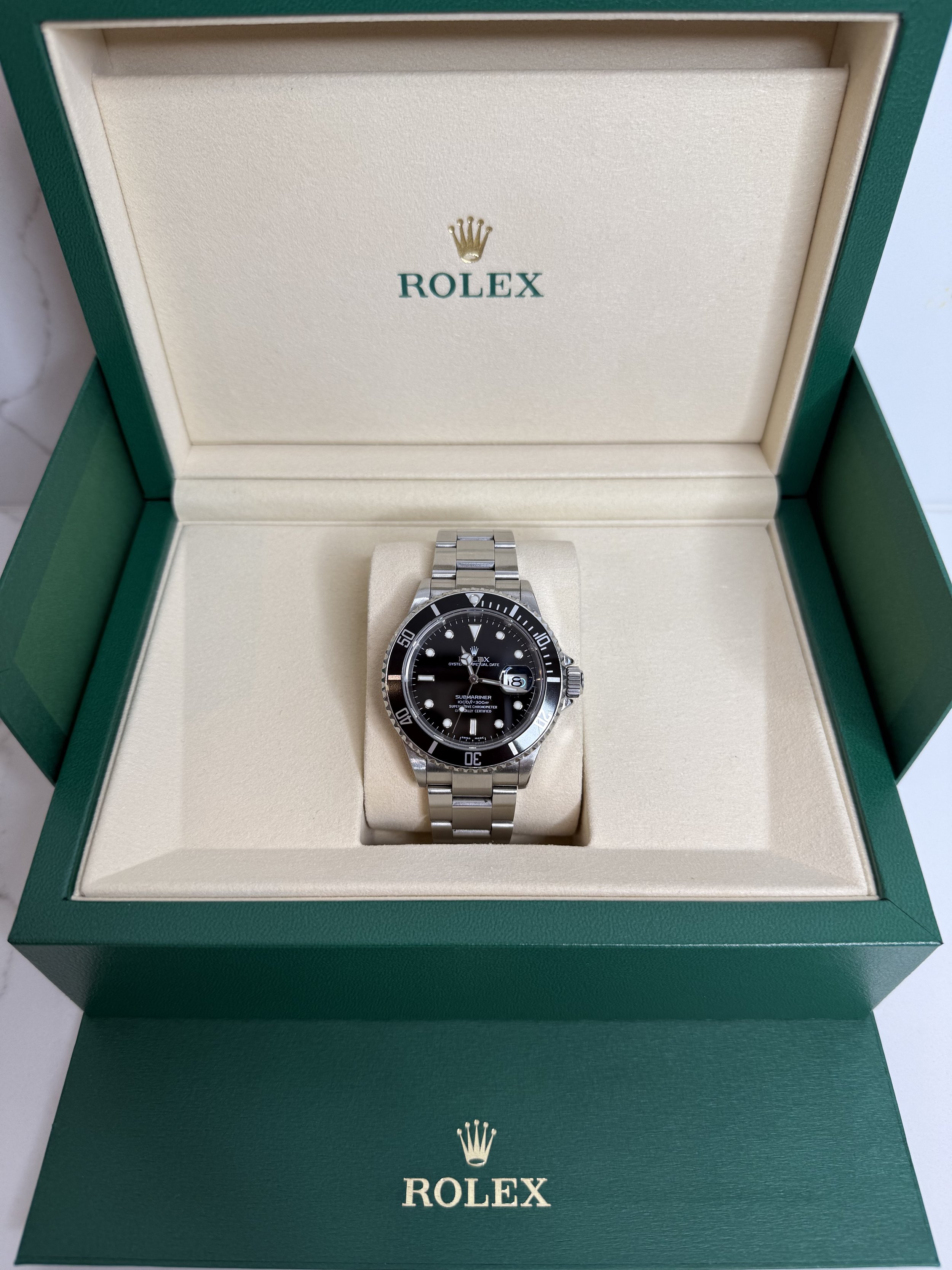 2006 Rolex Submariner Date Black (Ref: 16610)