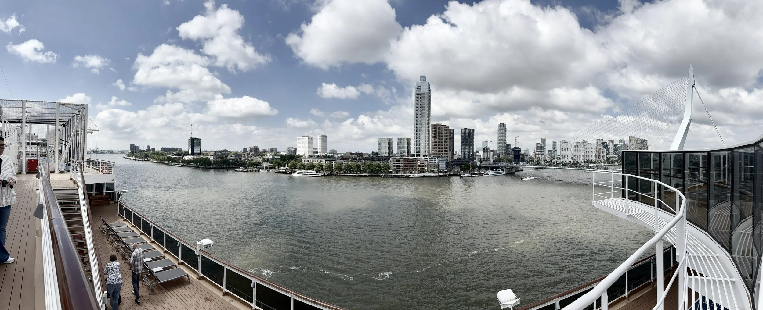 &nbsp;Je kunt de man wel uit Rotterdam halen….