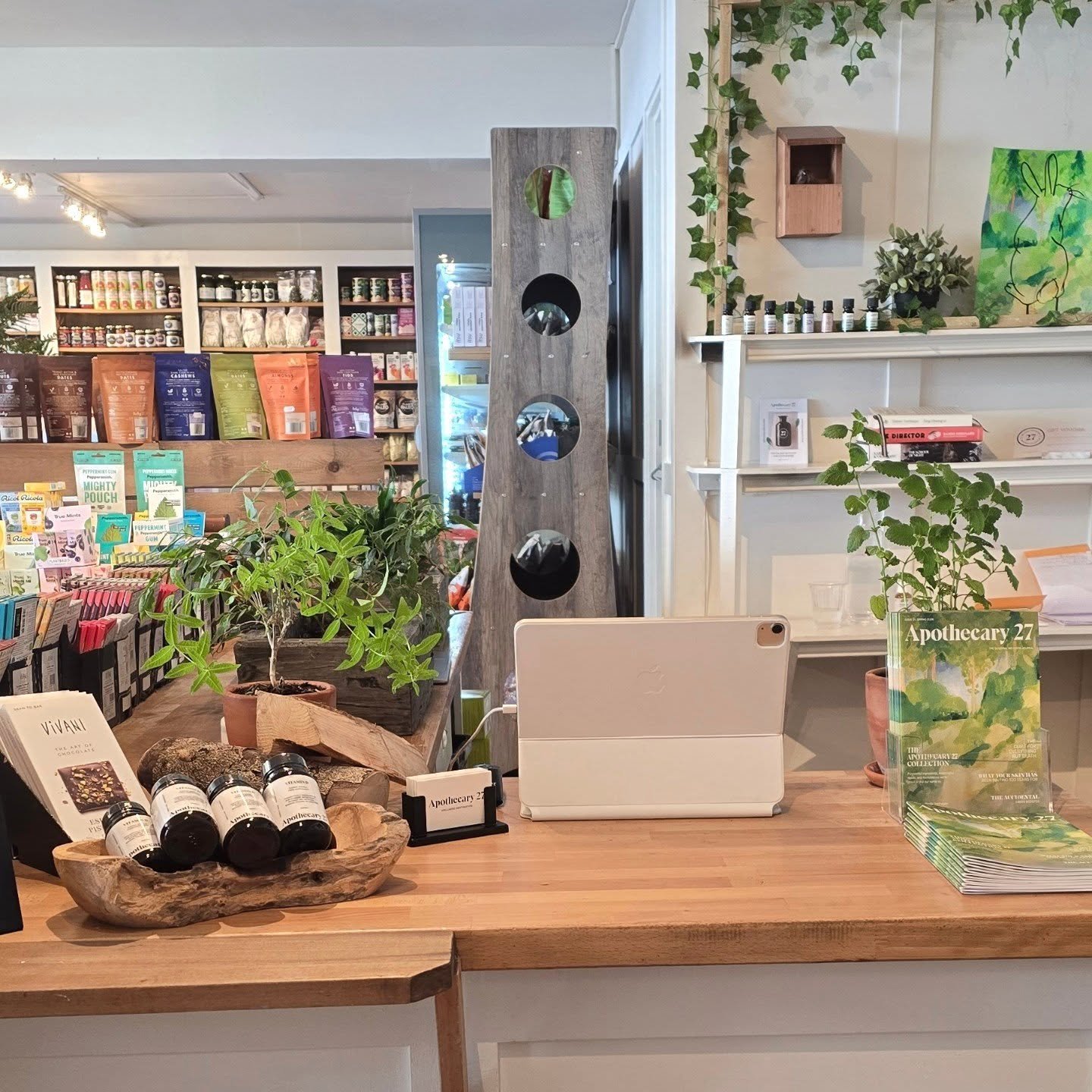 Conversations At The Counter 🍃