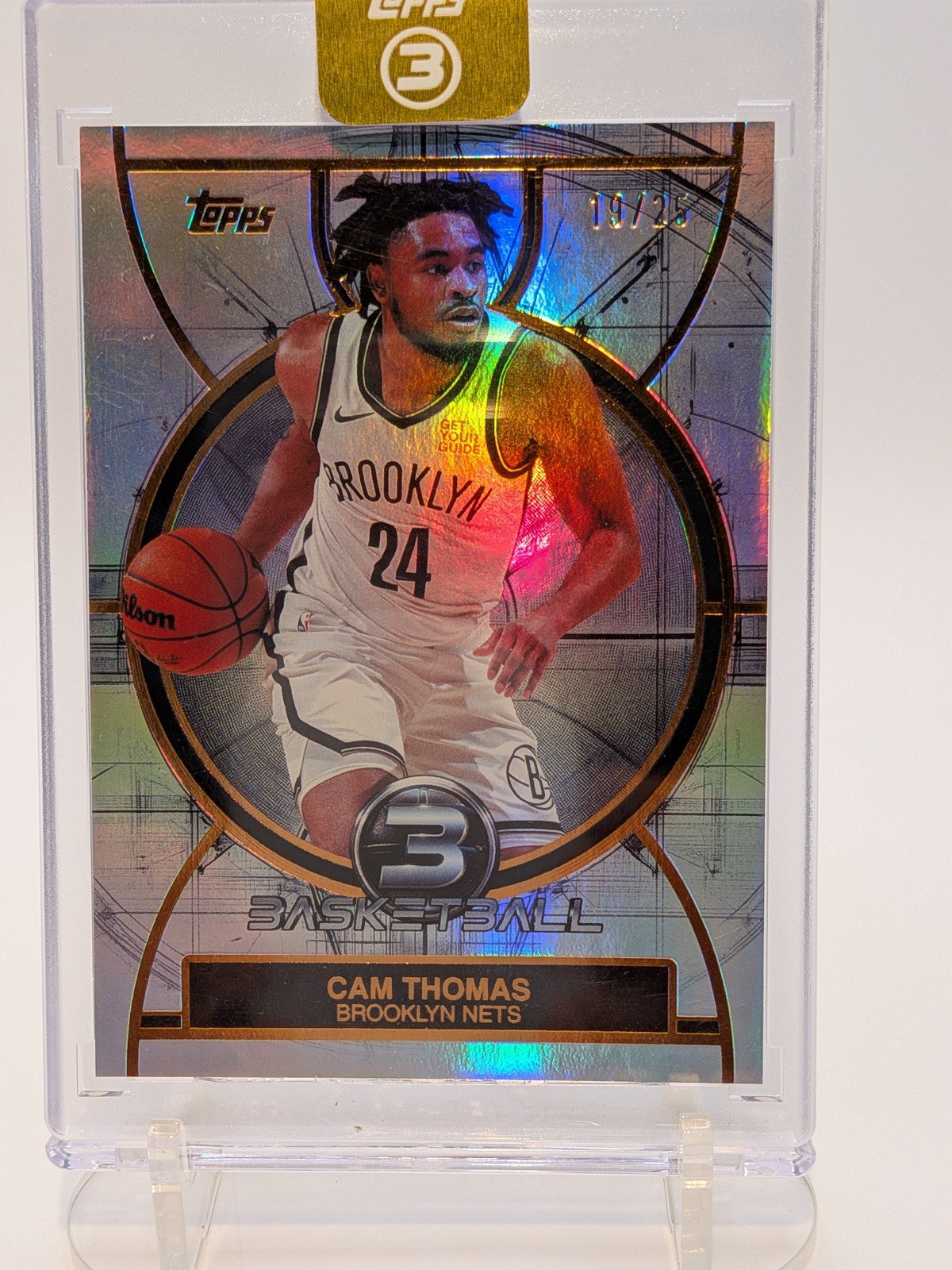 Front of 2025-26 Topps 3 #25 Cam Thomas Bronze /25