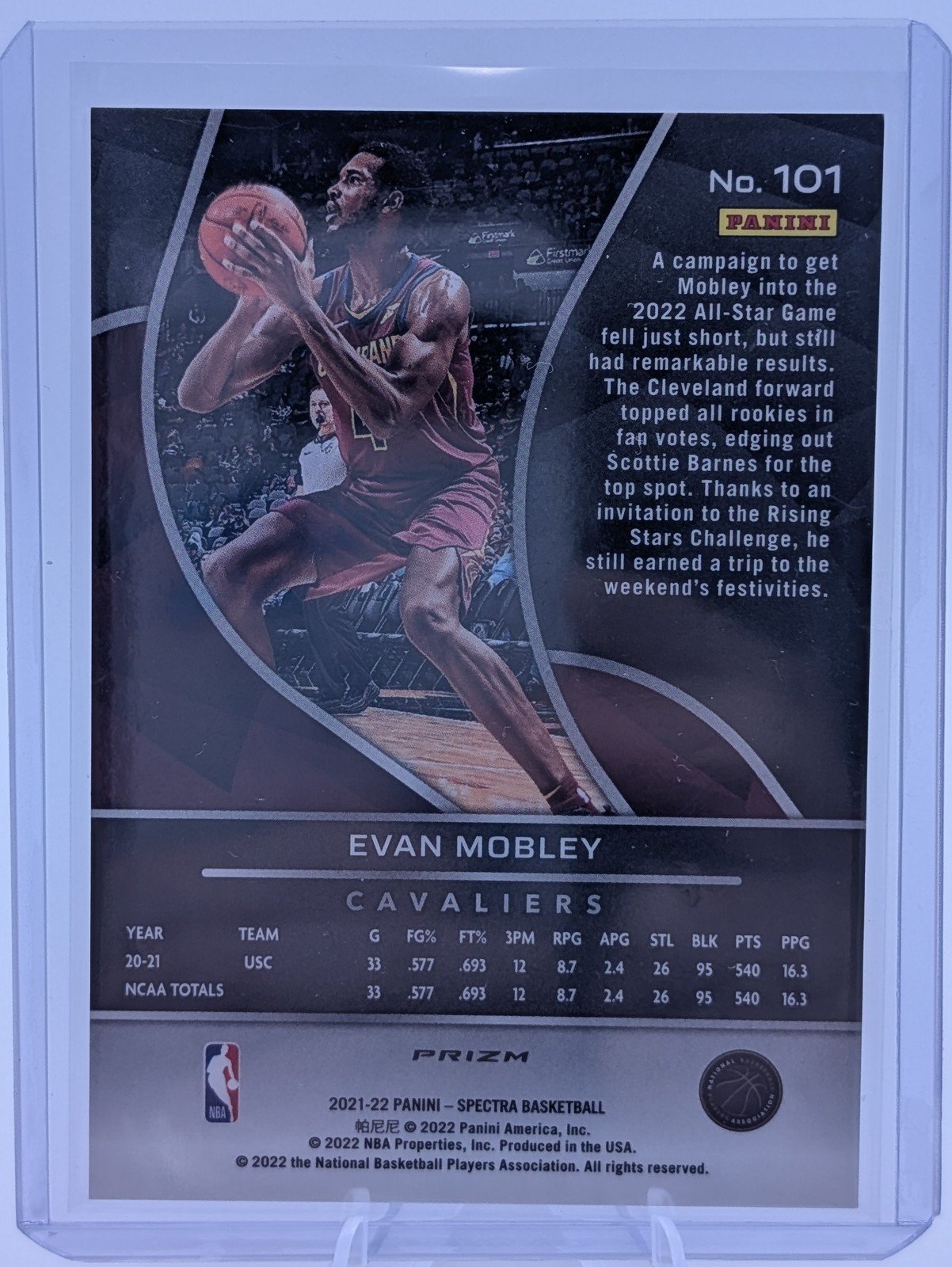 Back of 2021-22 Panini Spectra #101 Evan Mobley