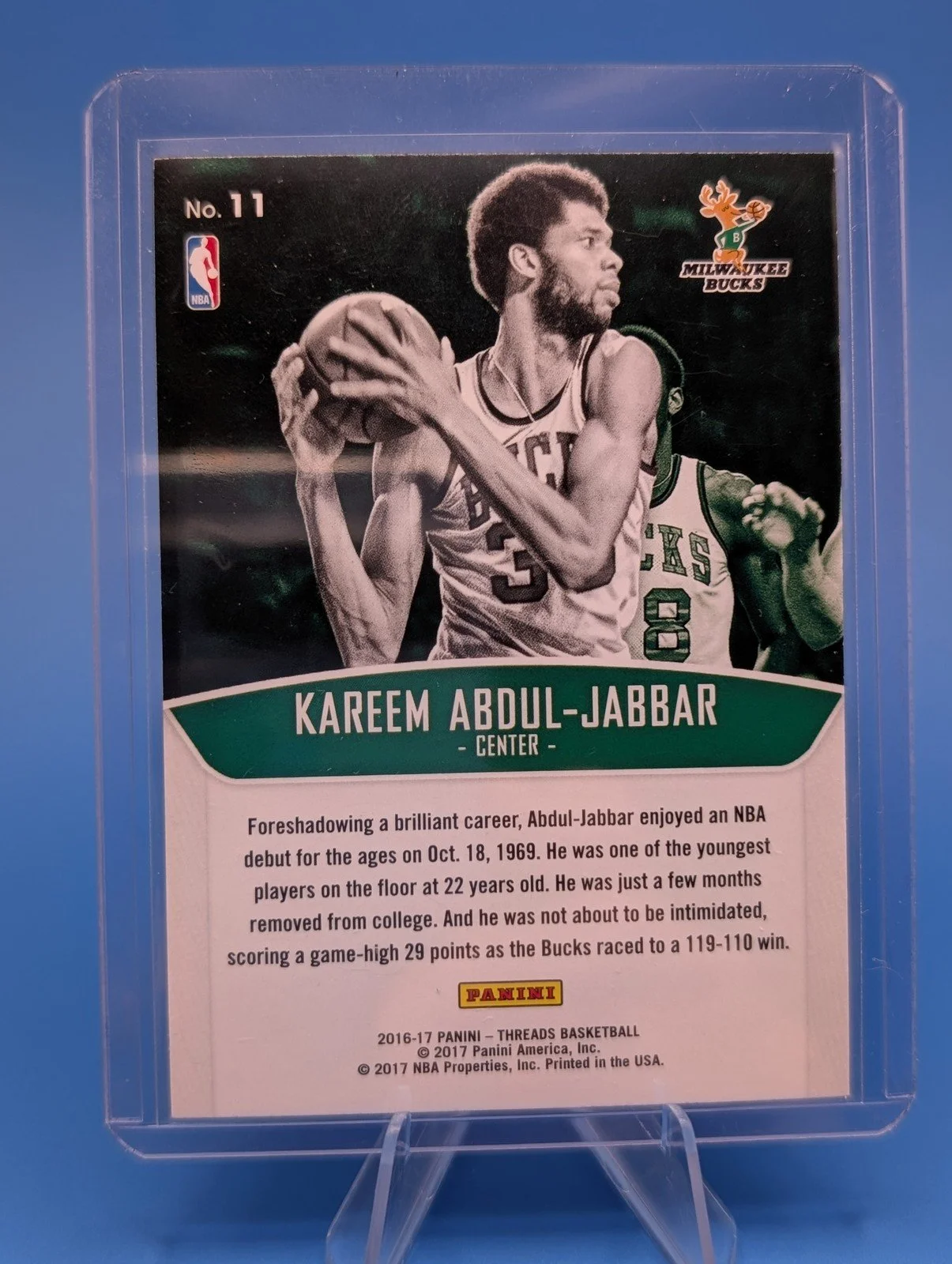Back of 2016-17 Panini Threads #11 Kareem Abdul-Jabbar Hardwood Pioneers