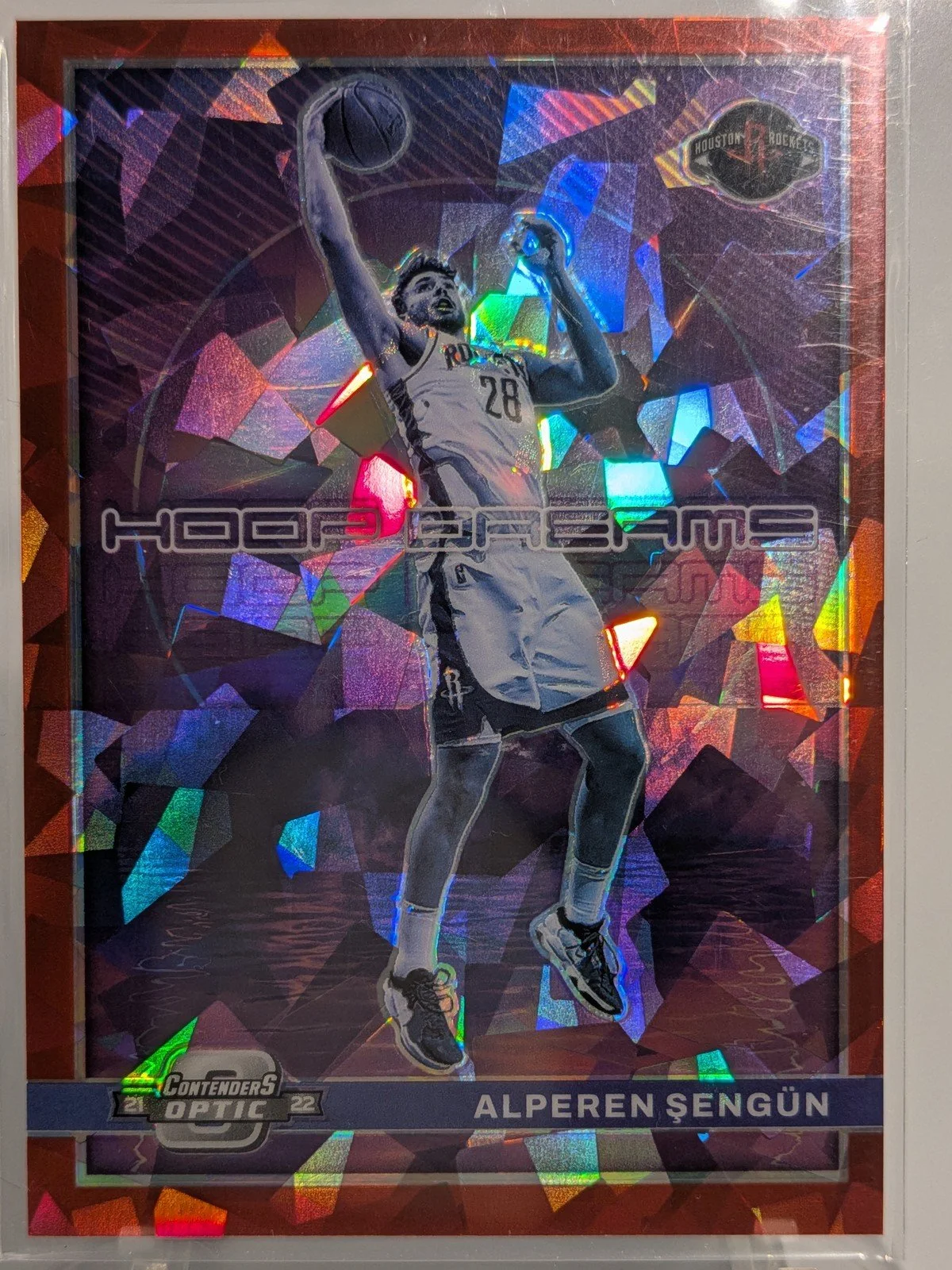 Front of 2021-22 Panini Contenders Optic #14 Alperen Sengun Hoop Dreams Red Cracked Ice
