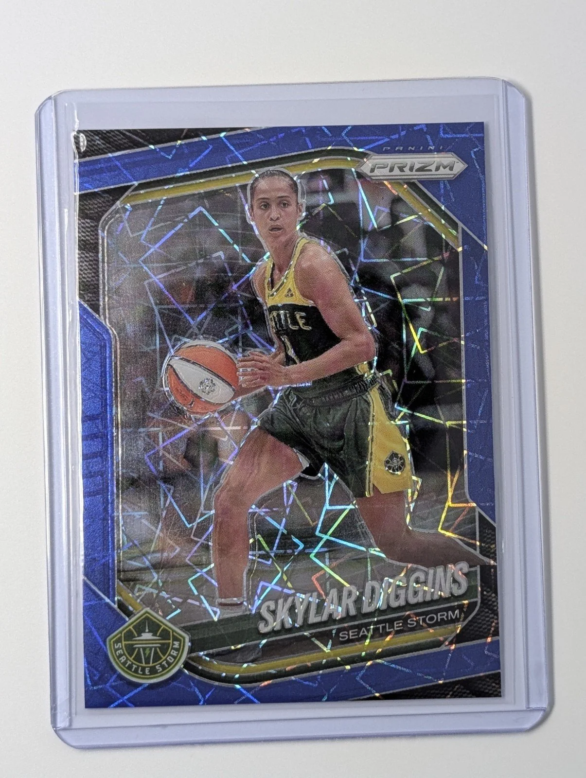 Front of 2025 Panini Prizm WNBA #123 Skylar Diggins Blue Velocity Prizms