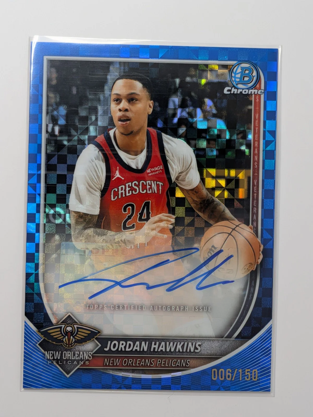 Front of 2025-26 Bowman #BCA-JA Jordan Hawkins Chrome Autographs Blue X-Fractor #/150