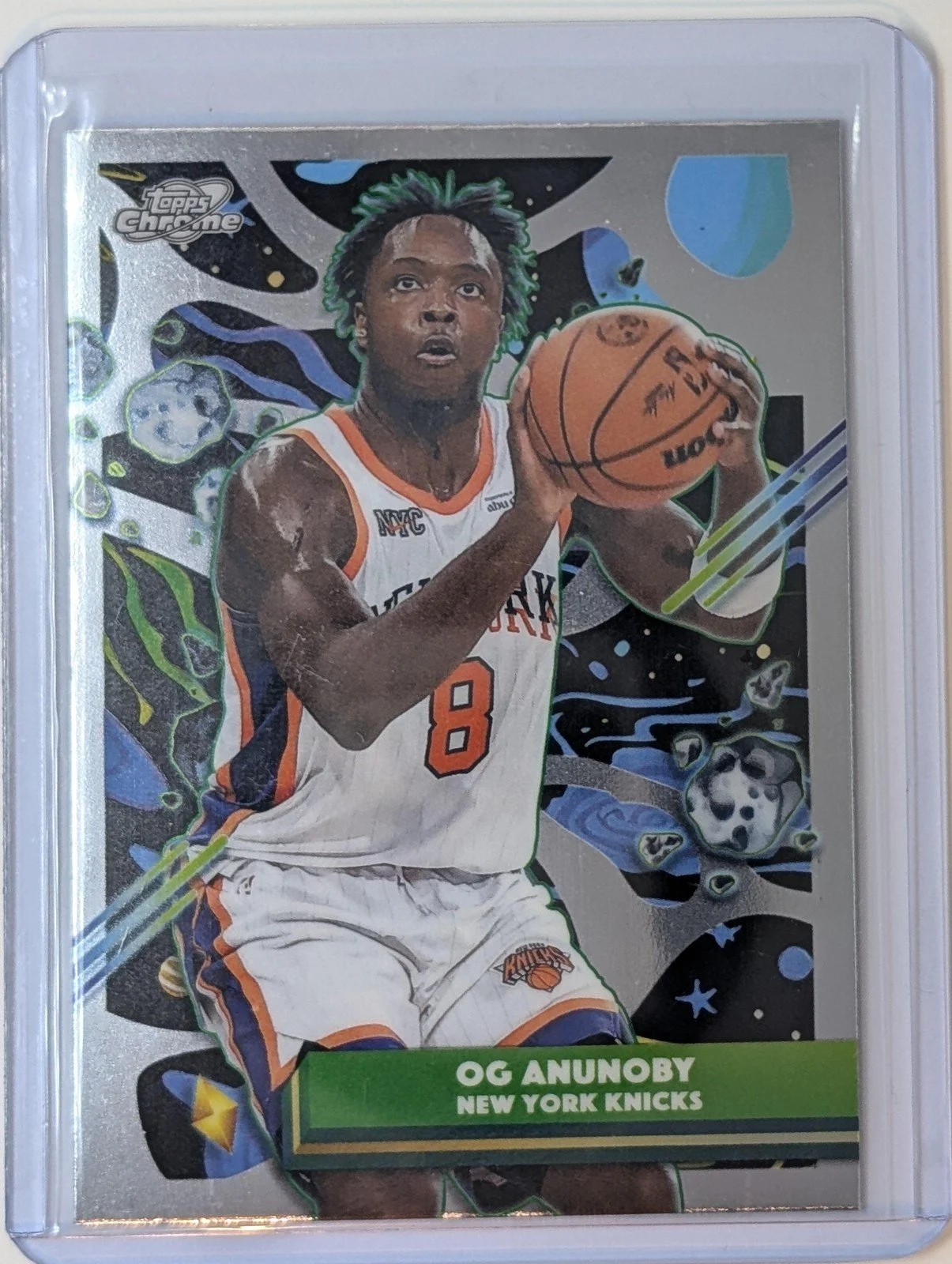 Front of 2025-26 Topps Chrome Cosmic #36 OG Anunoby