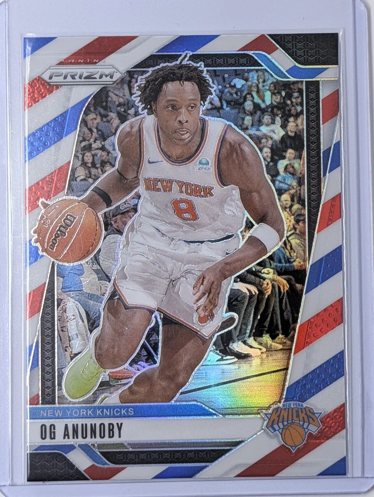 Front of 2024-25 Panini Prizm #149 OG Anunoby Prizms Red White and Blue