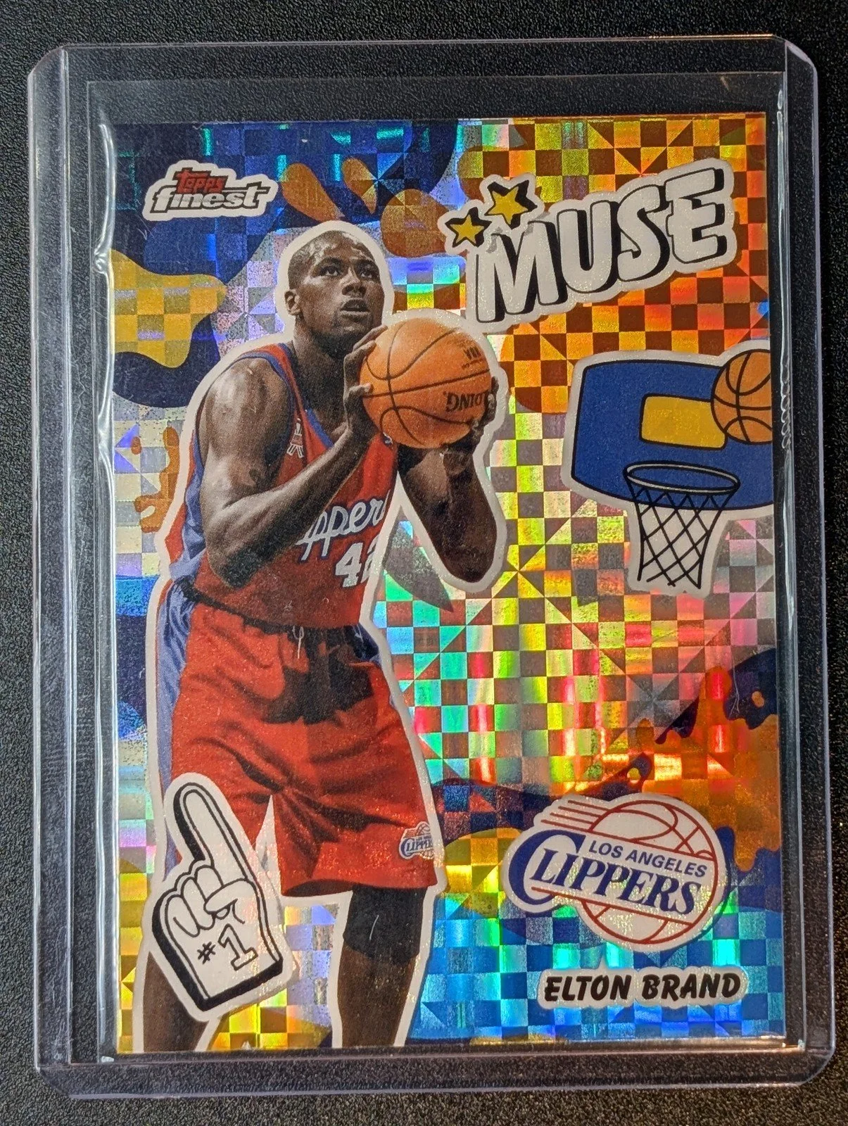 Front of 2025-26 Finest #M-29 Elton Brand Muse X-Fractor