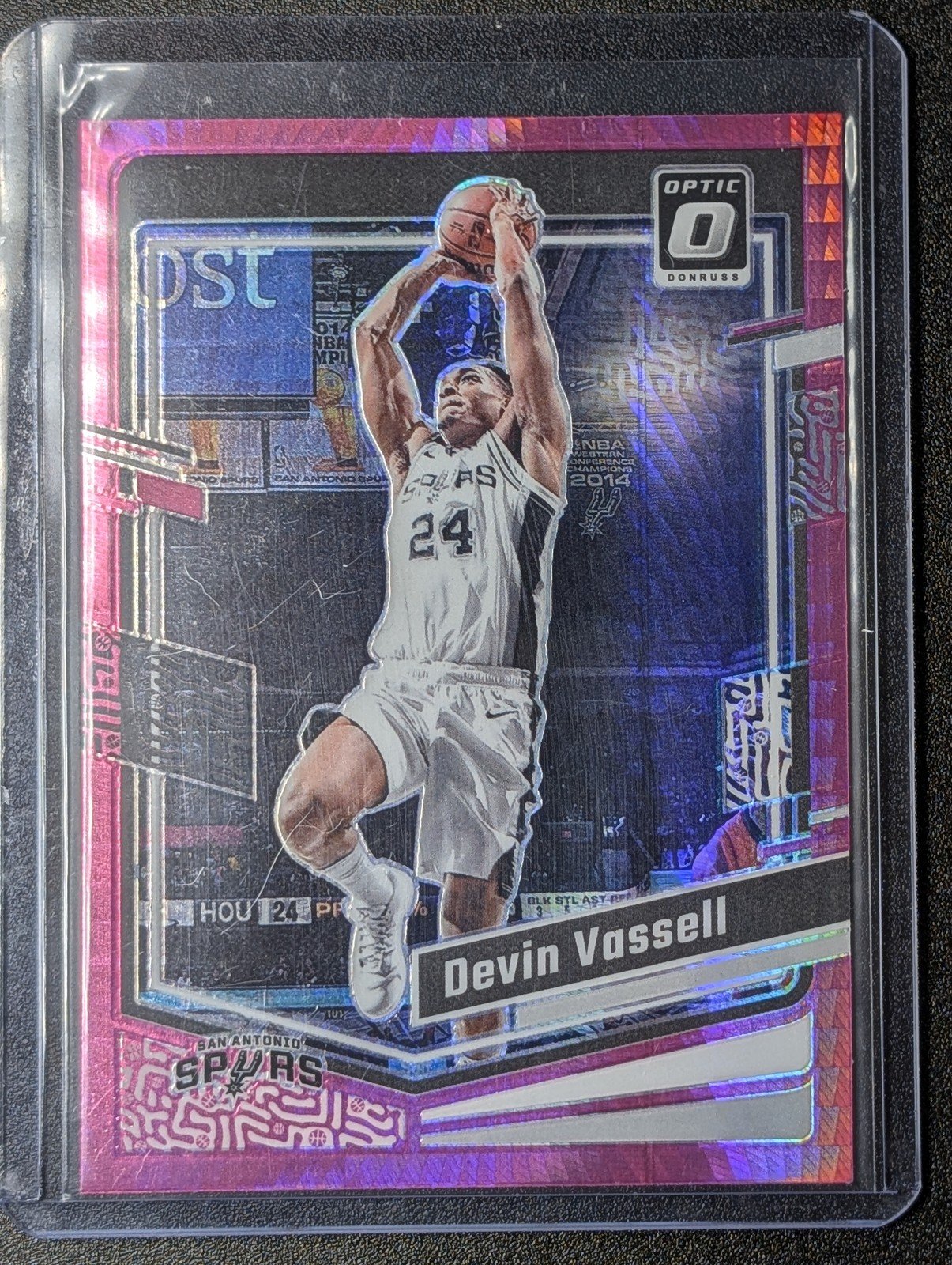 Front of 2023-24 Donruss Optic #184 Devin Vassell Hyper Pink