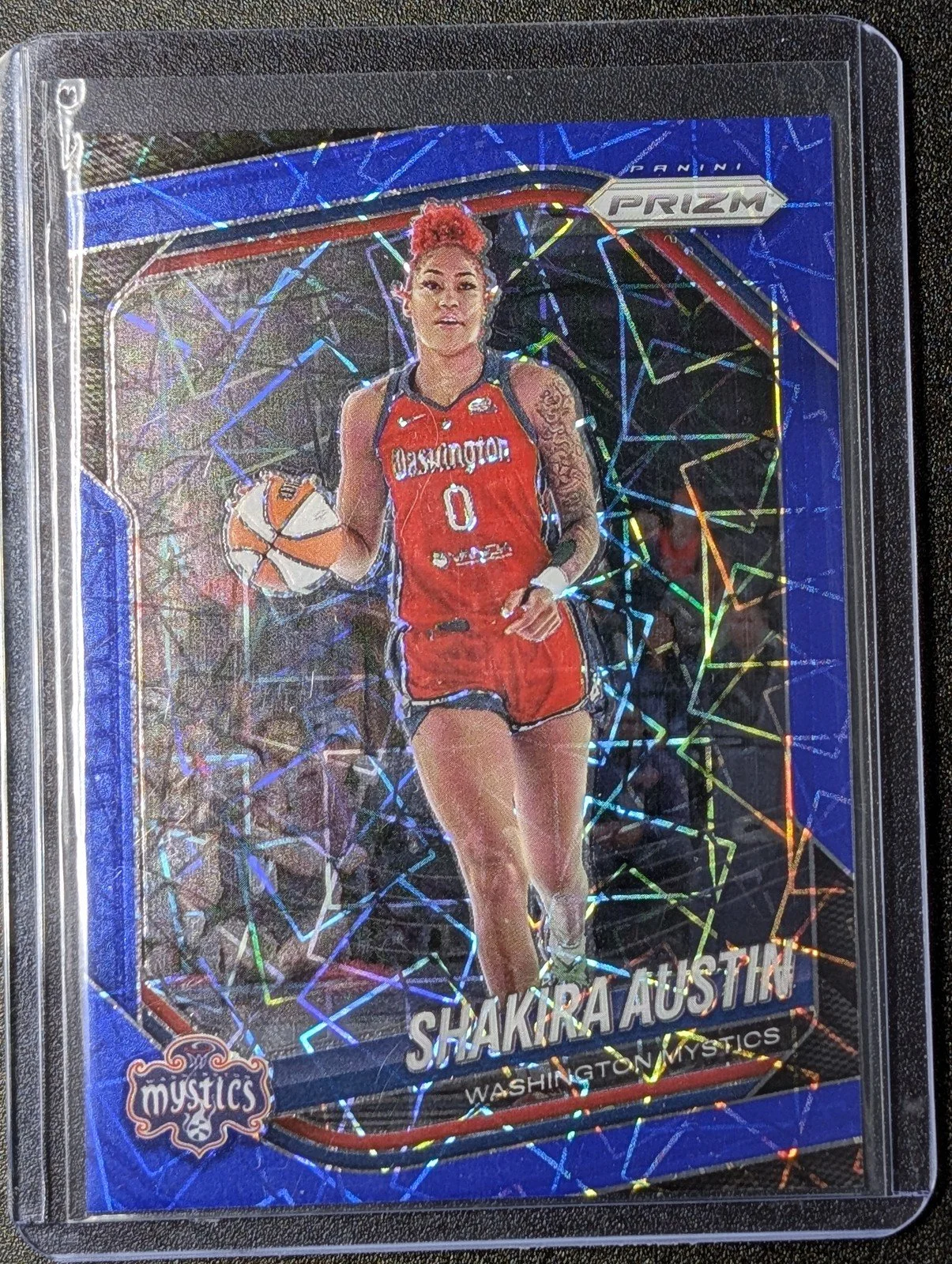 Front of 2025 Panini Prizm WNBA #81 Shakira Austin Blue Velocity Prizms