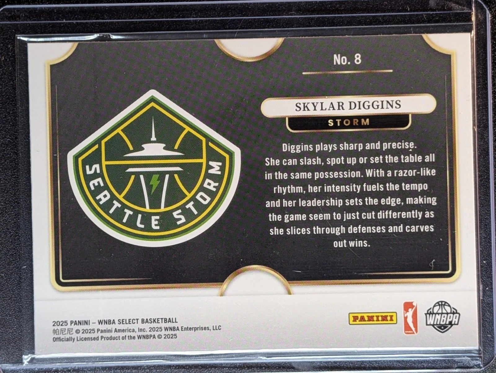 Back of 2025 Panini Select WNBA #8 Skylar Diggins Snapshots