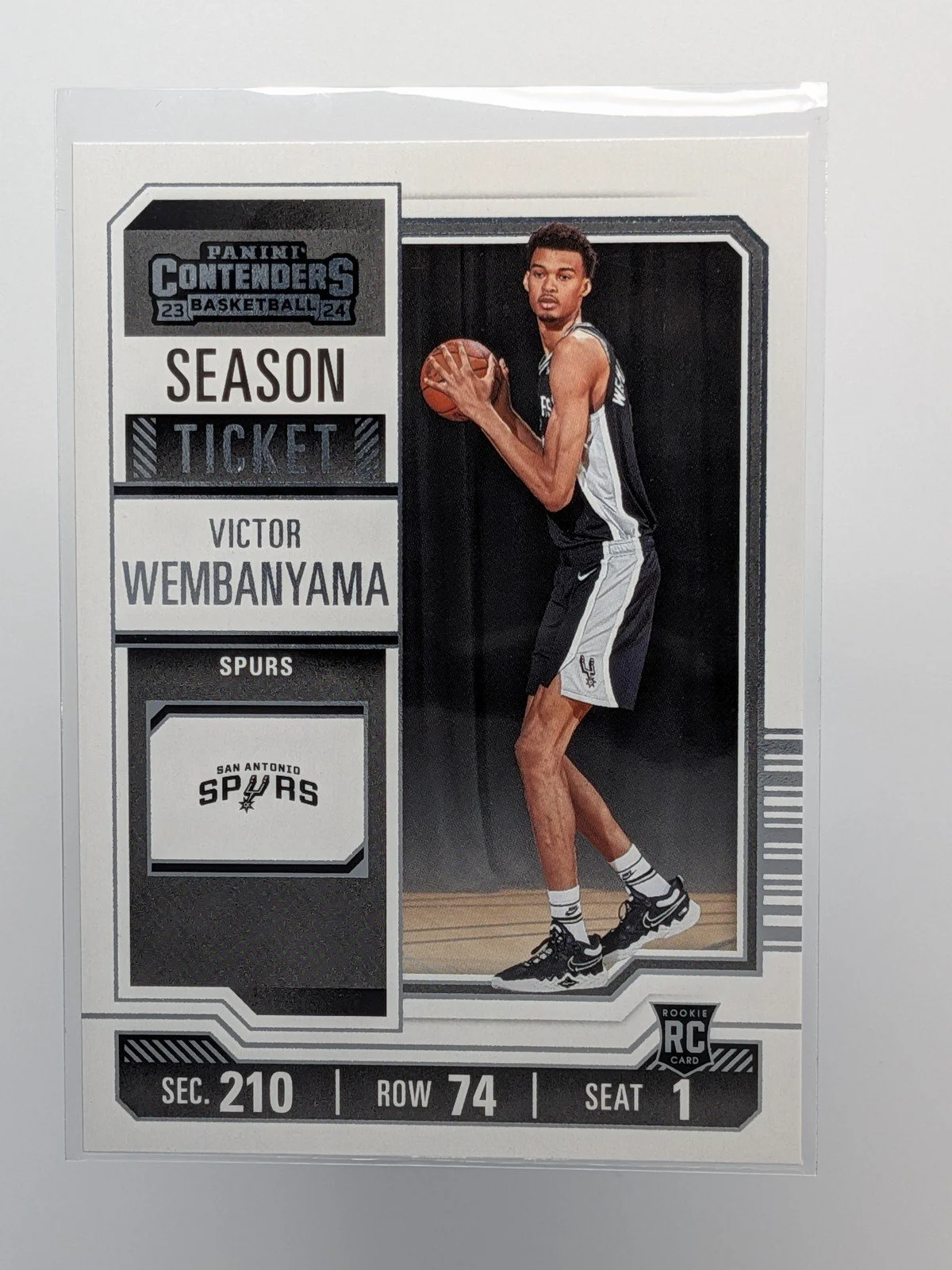 Front of 2023-24 Panini Contenders #11 RC Victor Wembanyama Season Ticket