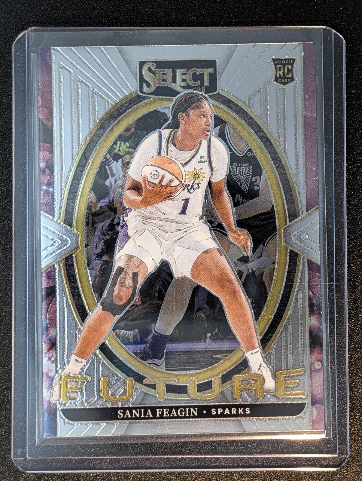 Front of 2025 Panini Select WNBA #12 Sania Feagin Select Future