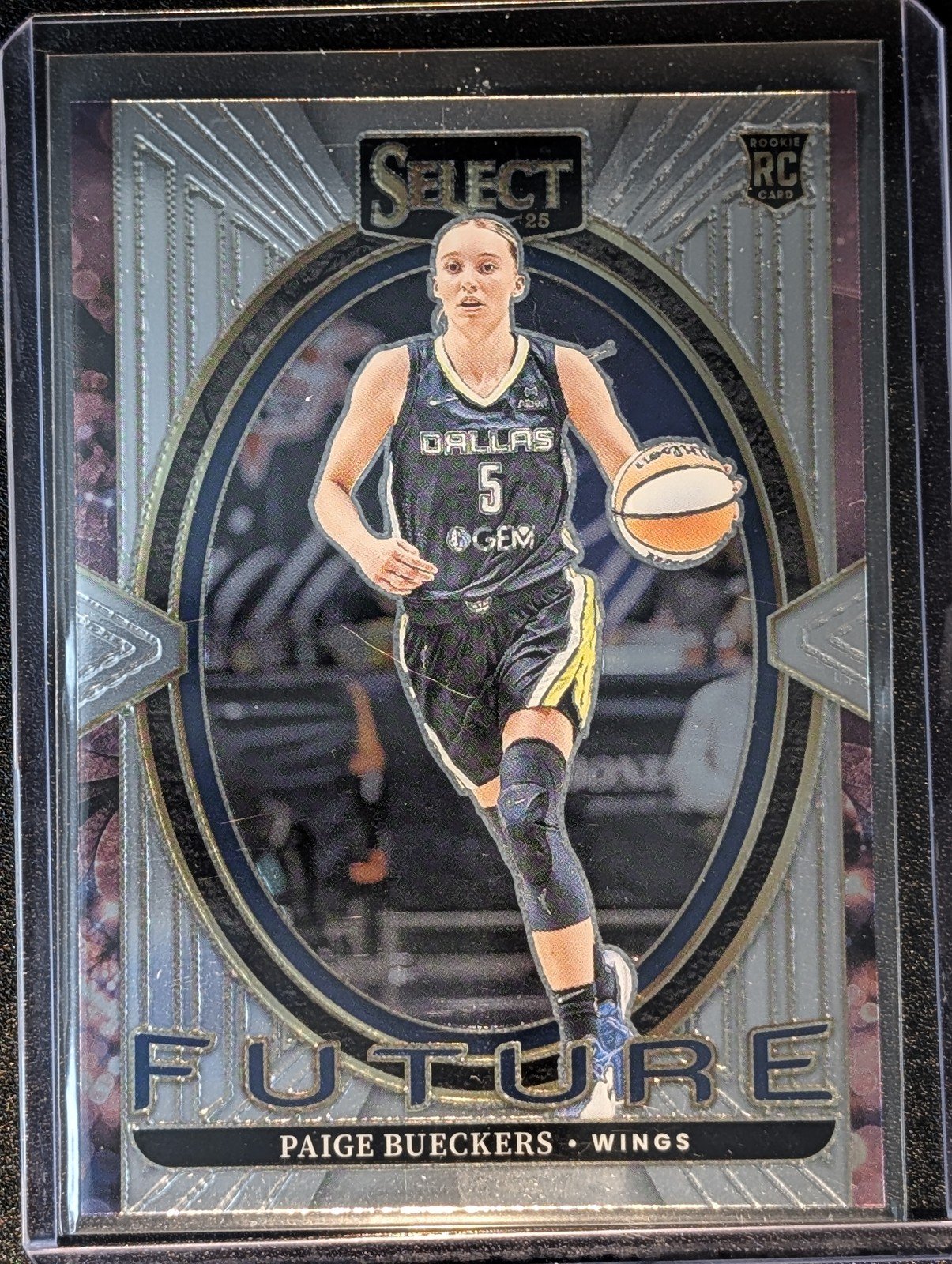 Front of 2025 Panini Select WNBA #1 Paige Bueckers Select Future RC