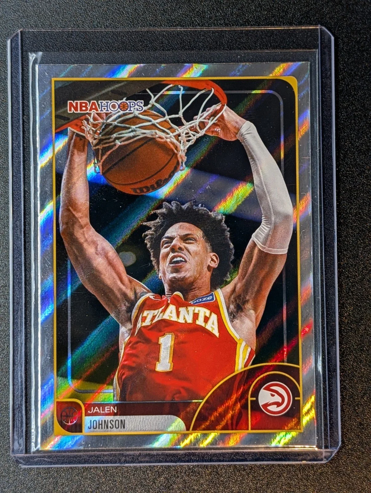 Front of 2025-26 Hoops #50 Jalen Johnson Light Burst