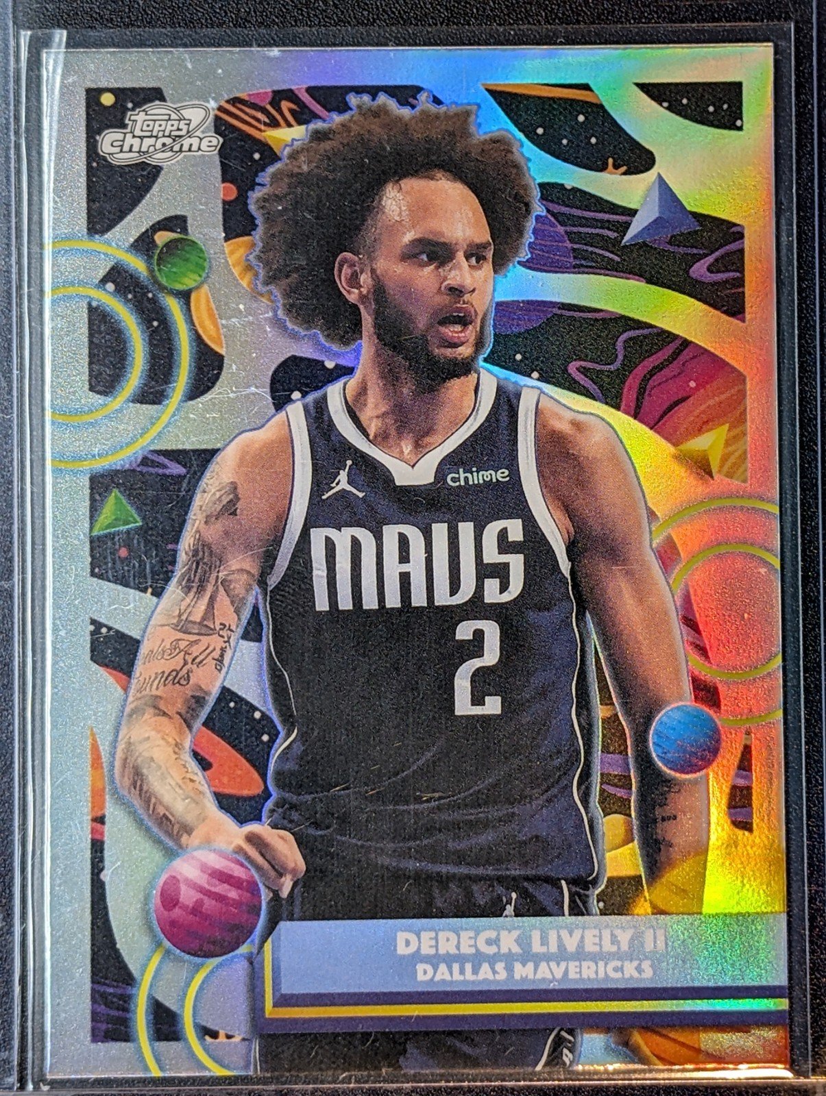 Front of 2025-26 Topps Chrome Cosmic #10 Dereck Lively II Refractors