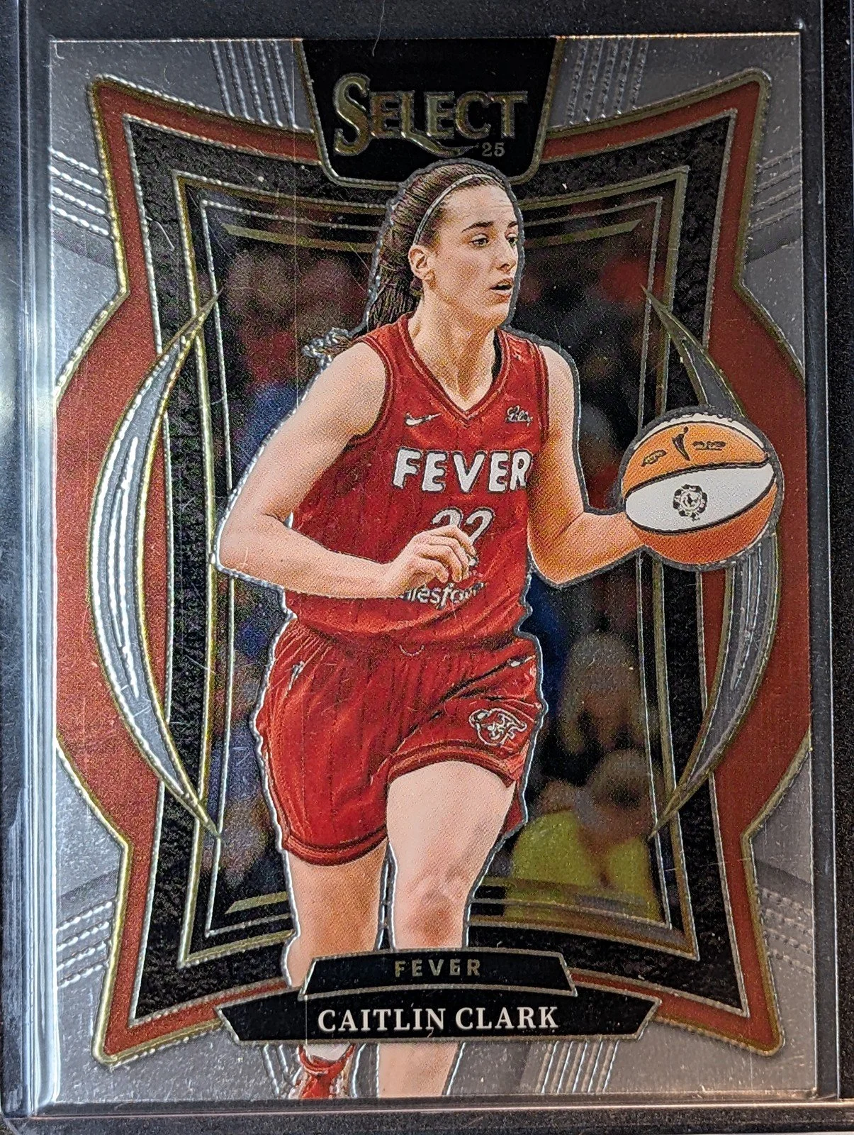 Front of 2025 Panini Select WNBA #41 Caitlin Clark