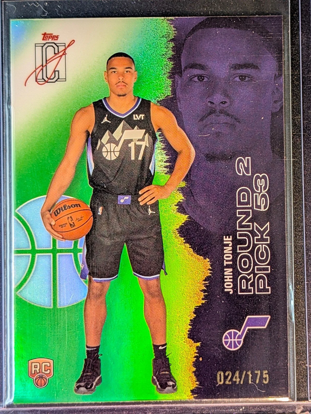 Front of 2025-26 Topps Signature Class #147 John Tonje Chrome Green /175