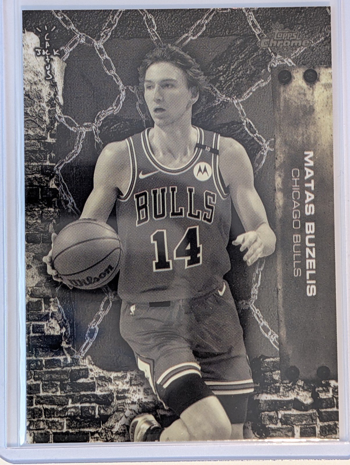 Front of 2025-26 Topps Chrome Cactus Jack #11 Matas Buzelis