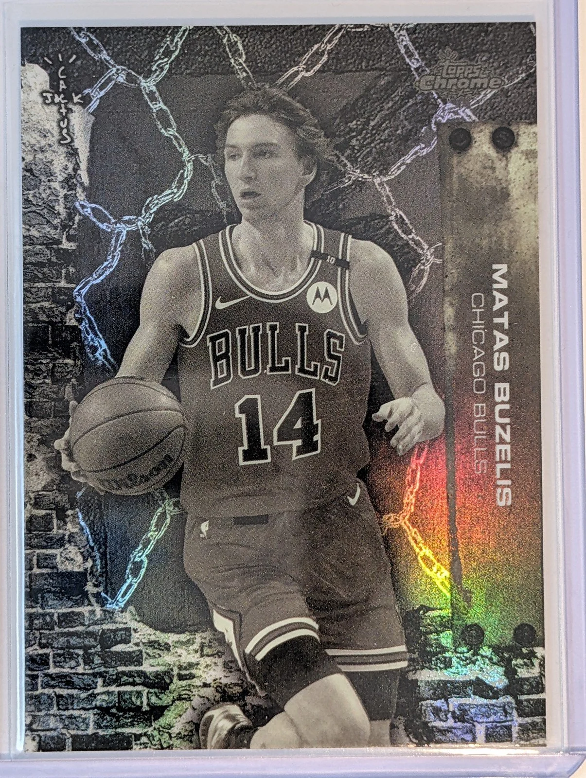 Front of 2025-26 Topps Chrome Cactus Jack #11 Matas Buzelis Refractor