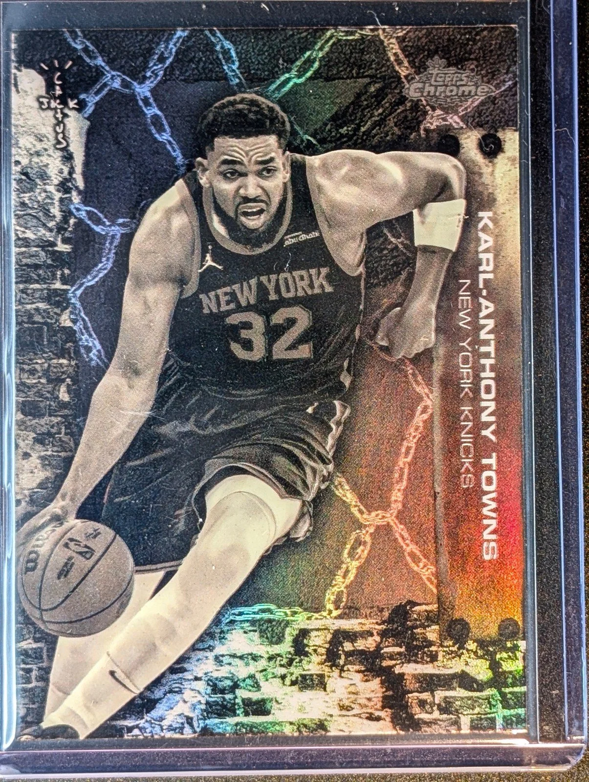 Front of 2025-26 Topps Chrome Cactus Jack #5 Karl-Anthony Towns Refractor