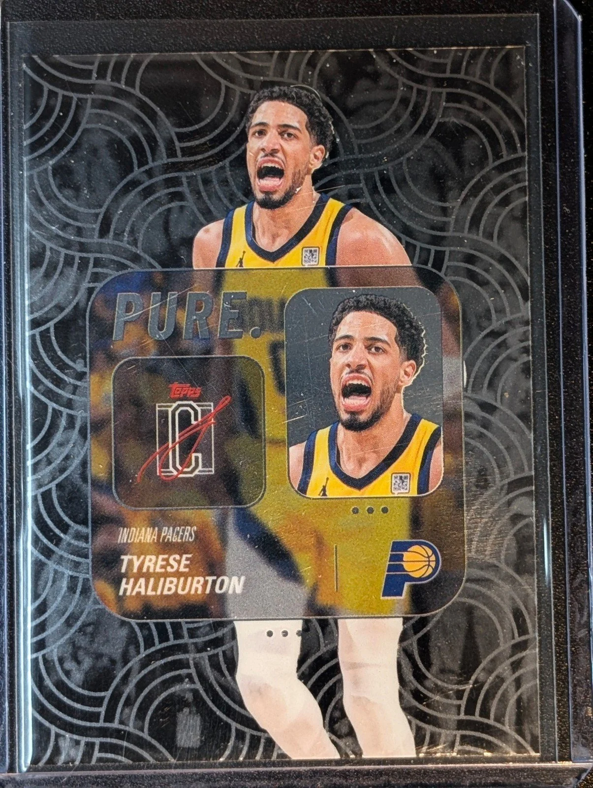 Front of 2025-26 Topps Signature Class #PU-4 Tyrese Haliburton Pure