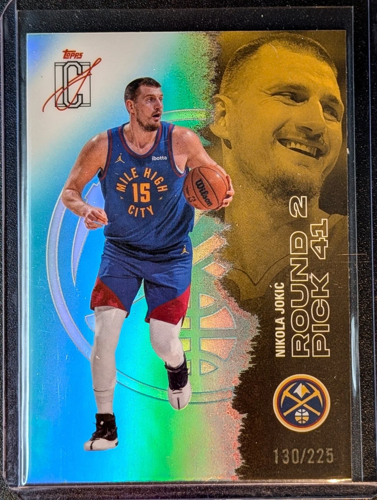 Front of 2025-26 Topps Signature Class #95 Nikola Jokić Teal #/225