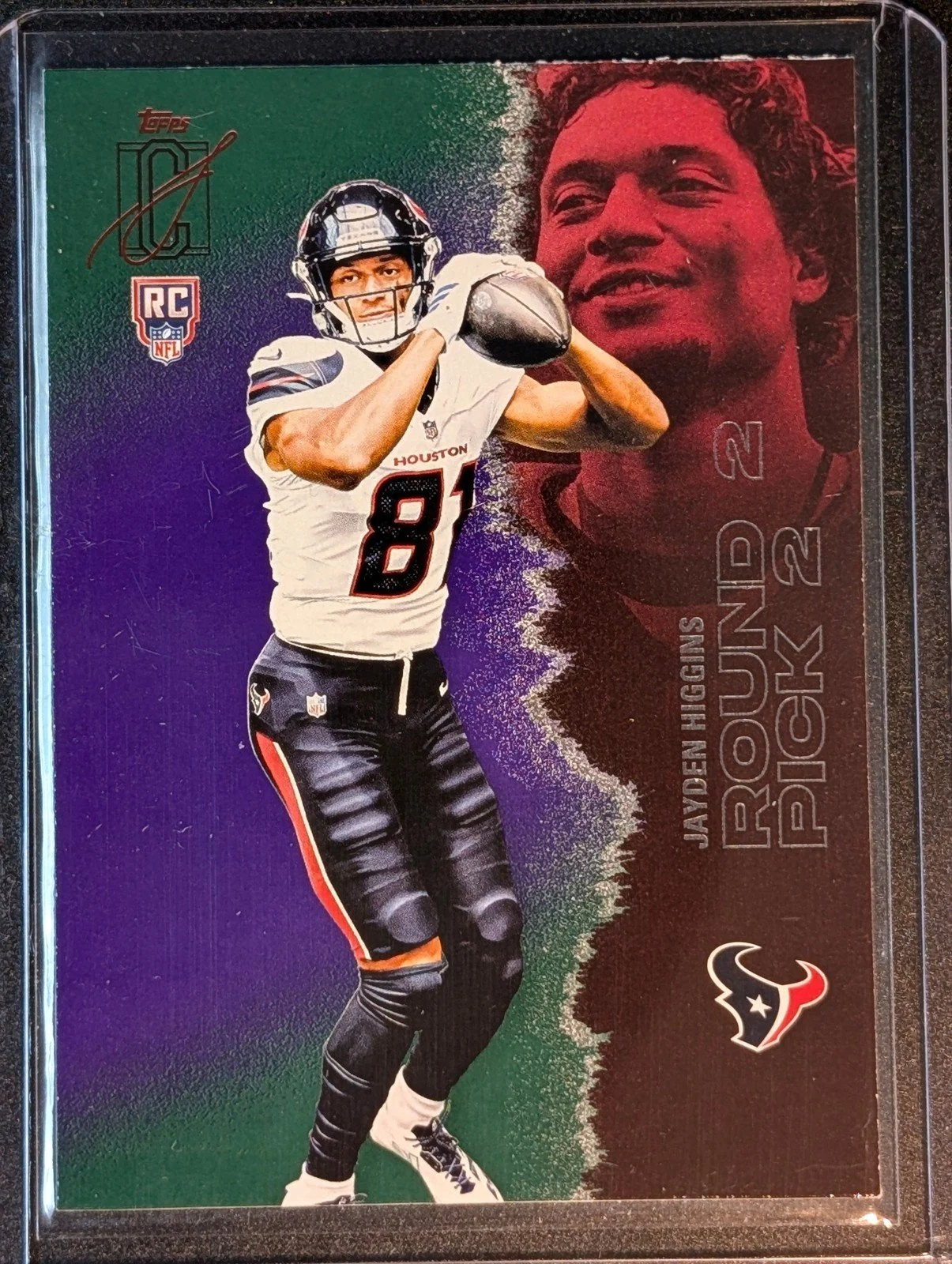 Front of 2025 Topps Signature Class #122 Jayden Higgins Green & Purple