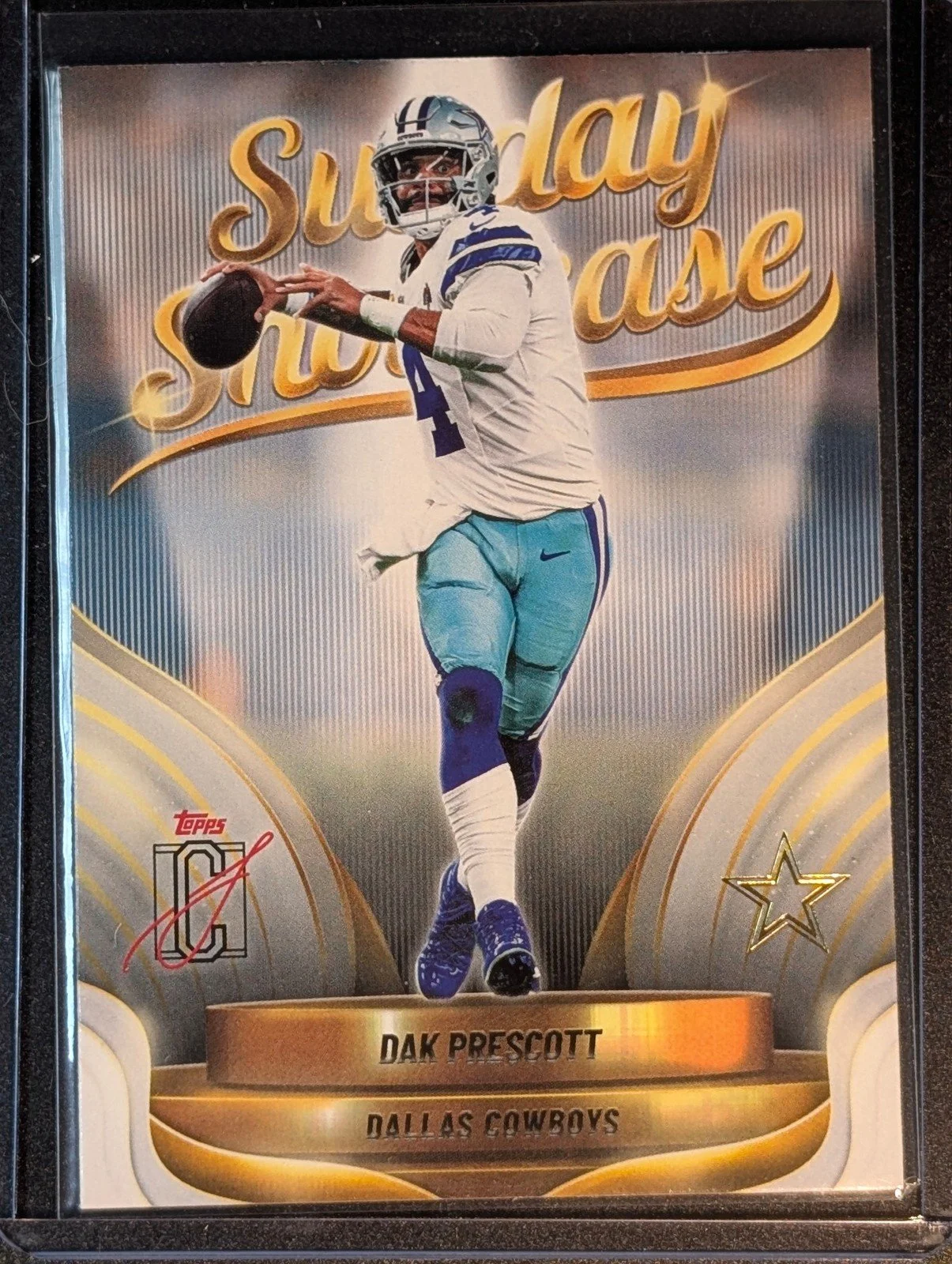 Front of 2025 Topps Signature Class #SS-16 Dak Prescott Sunday Showcase