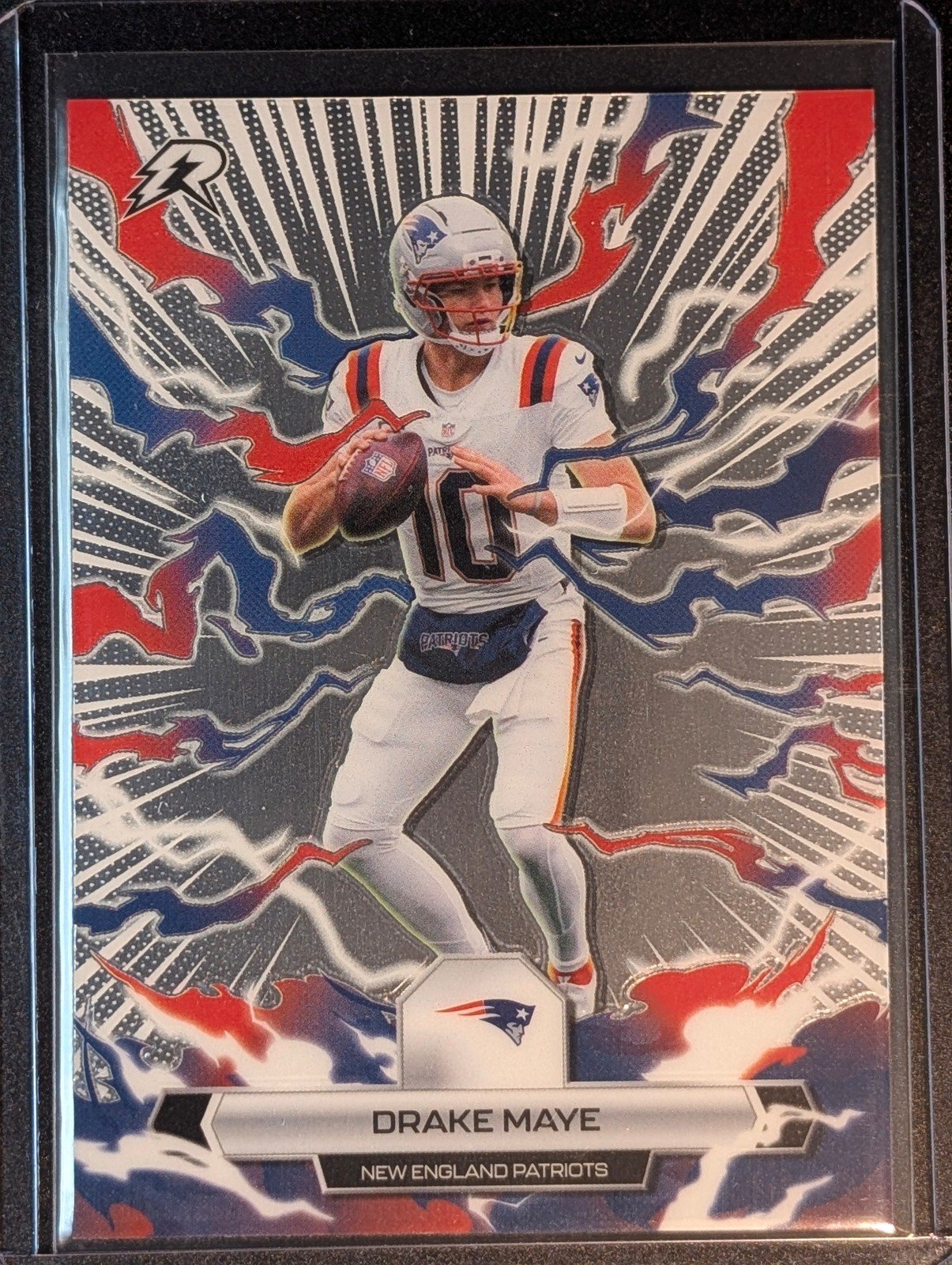 Front of 2025 Topps Resurgence #66 Drake Maye