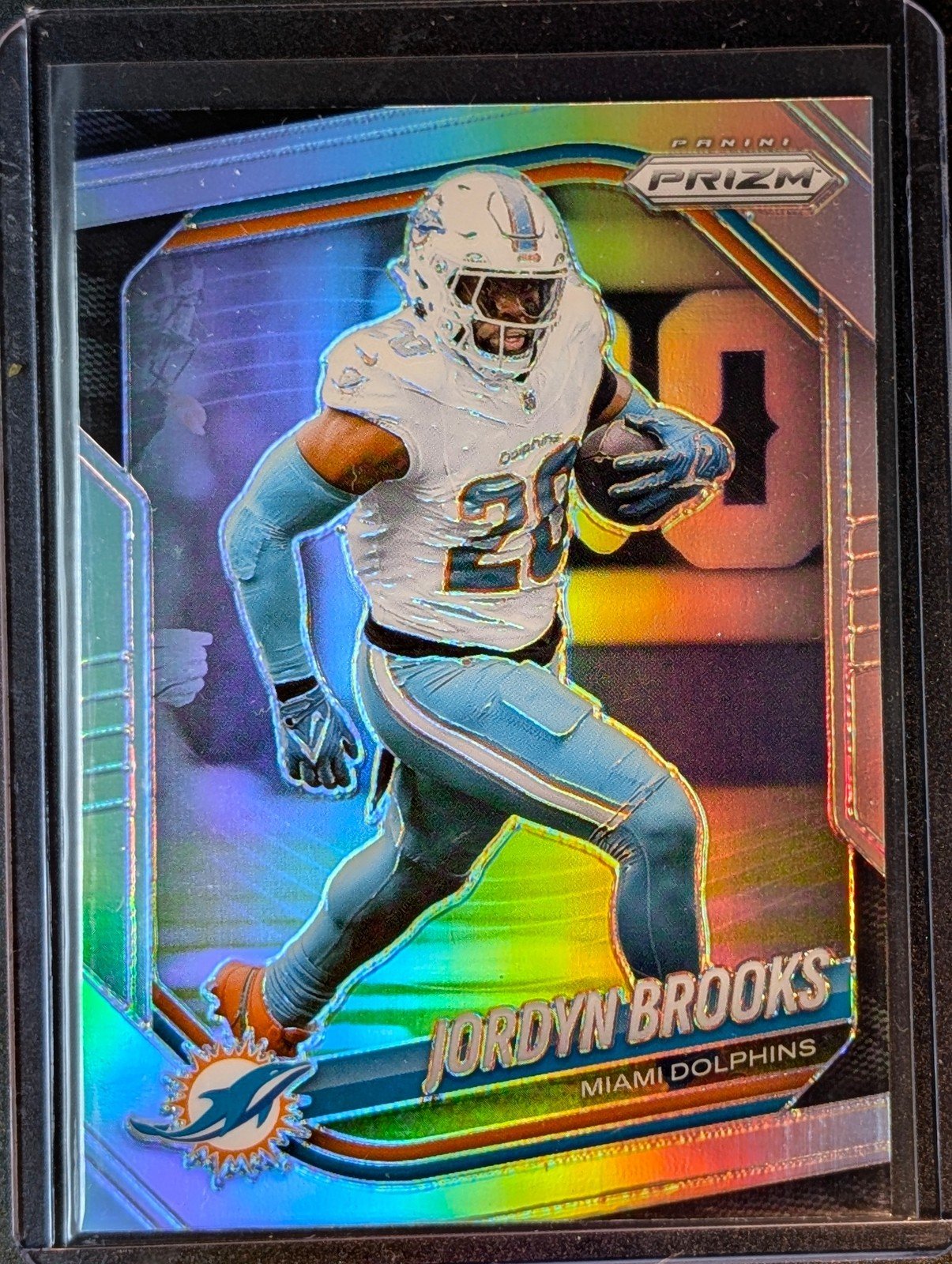 Front of 2025 Panini Prizm #129 Jordyn Brooks Silver Prizm