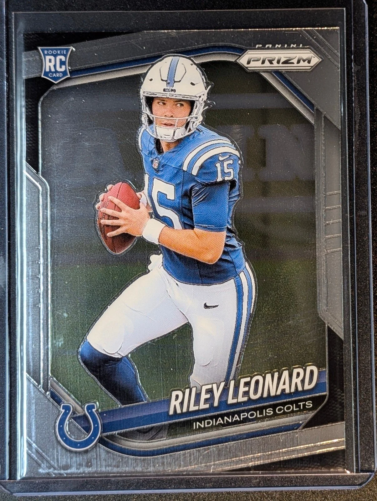 Front of 2025 Panini Prizm #342 Riley Leonard Rookie