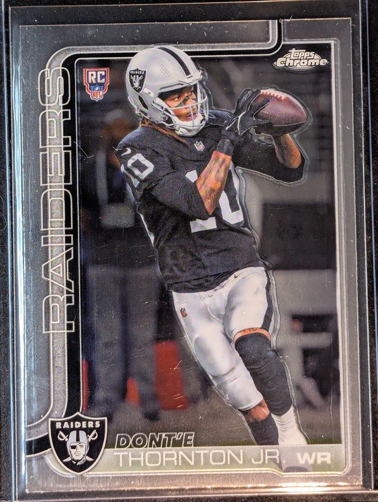 Front of 2025 Topps Chrome #385 Dont'e Thornton Jr. Rookie
