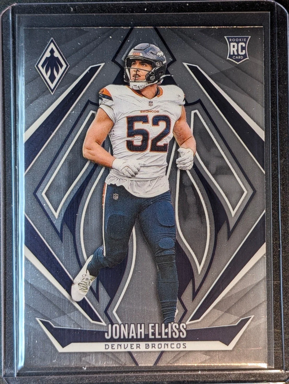 Front of 2024 Panini Phoenix #207 Jonah Elliss